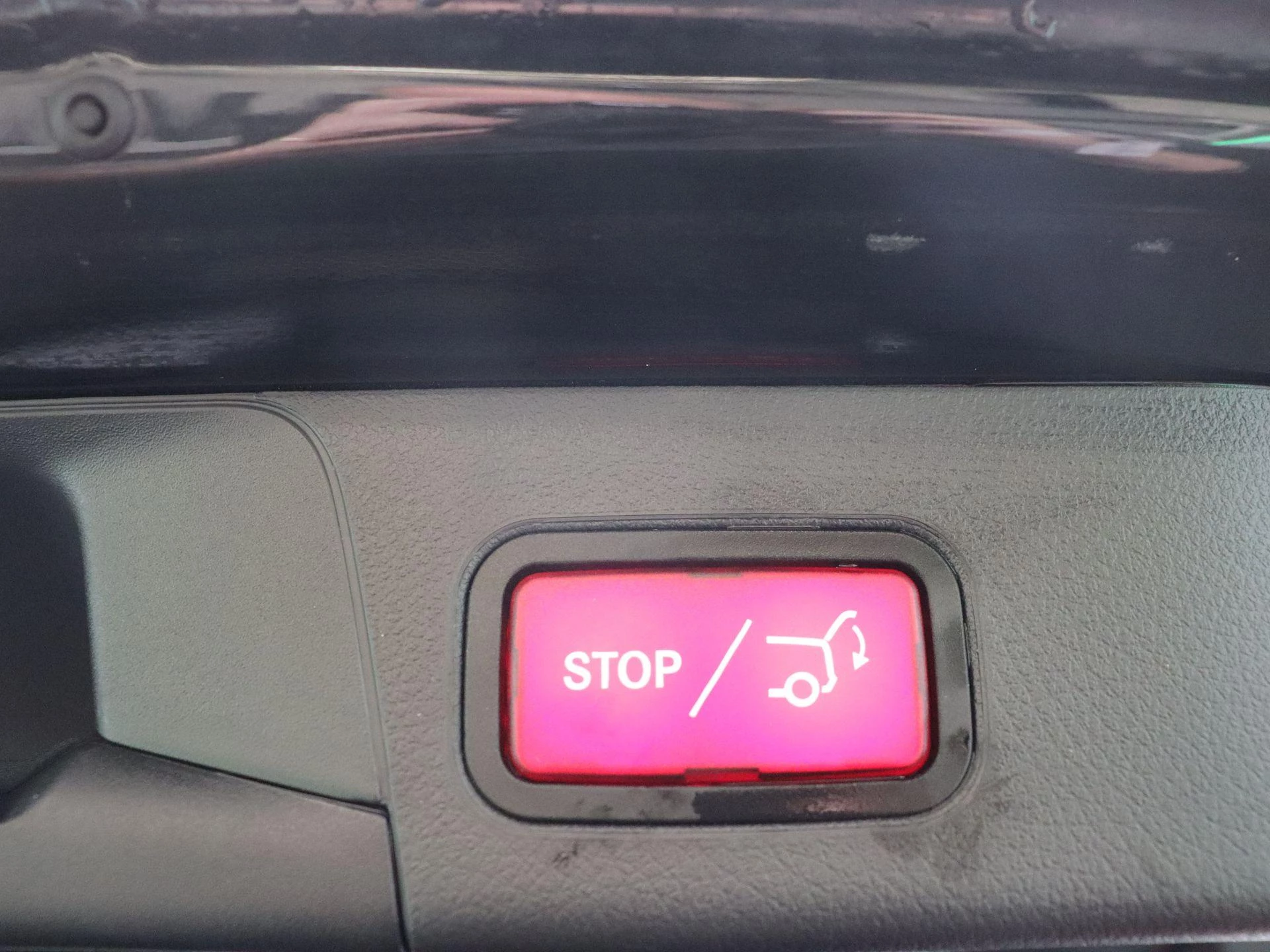 Mercedes-Benz B-Klasse 180 d Business Line + CARPLAY + LED + CAMERA +