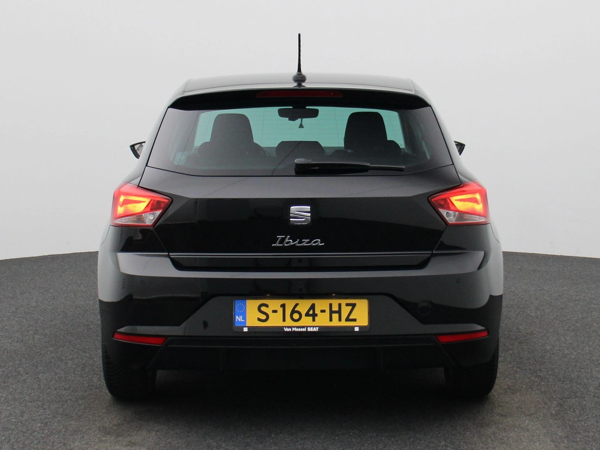 SEAT-Ibiza-image-4