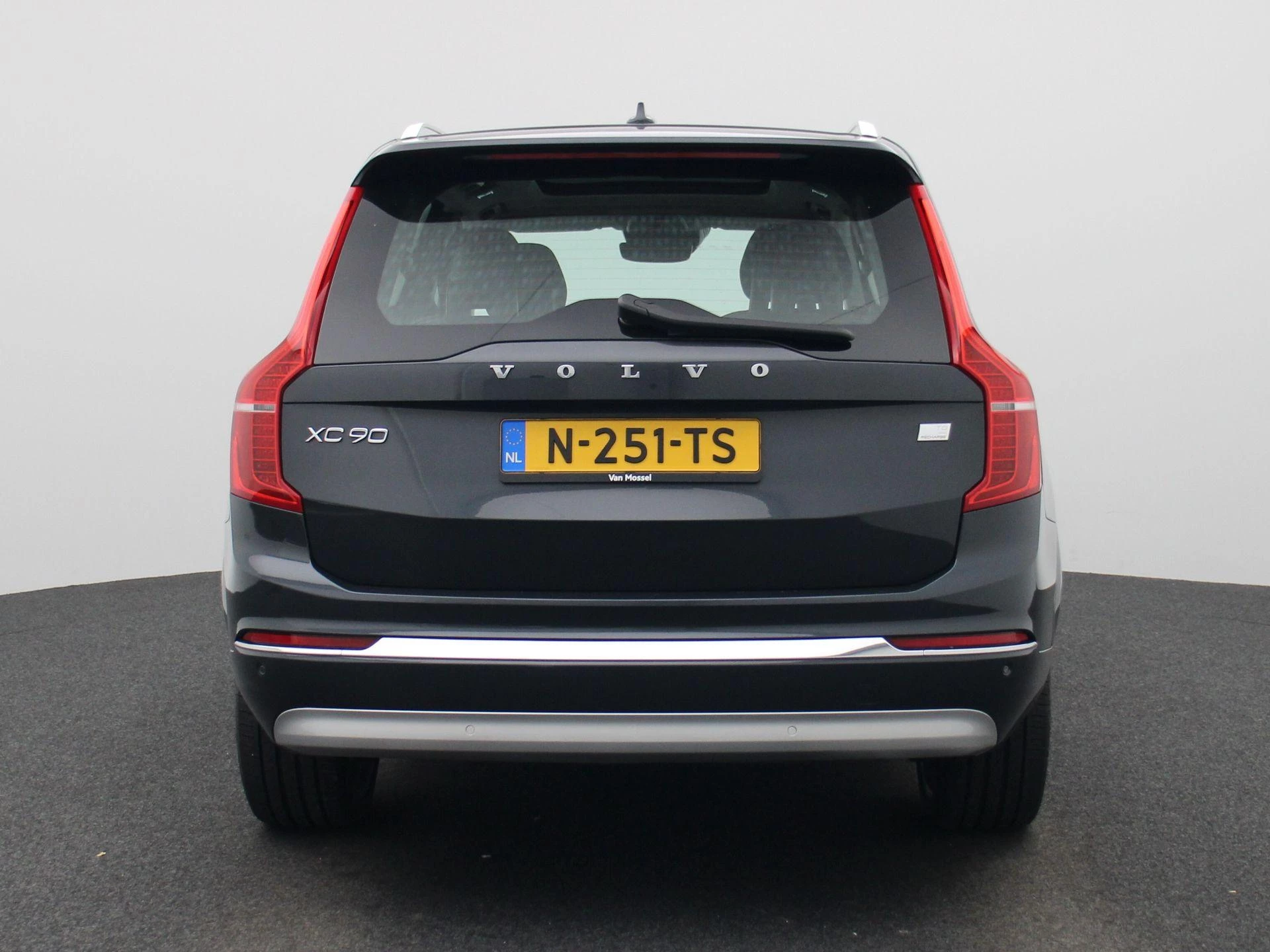 Volvo-XC90-image-6