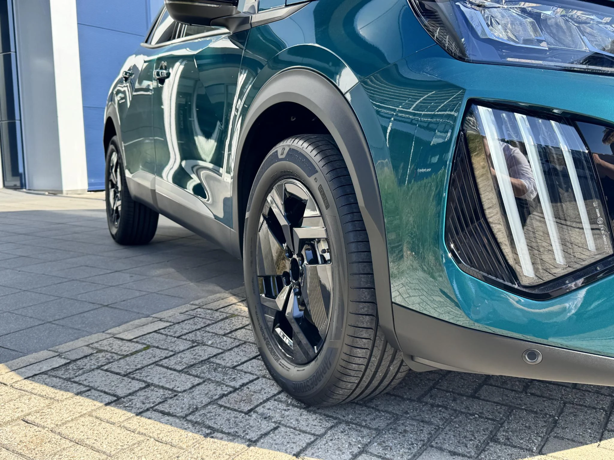 Peugeot-2008-image-6