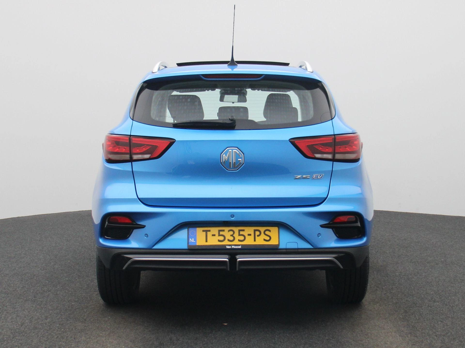 MG-ZS EV-image-4