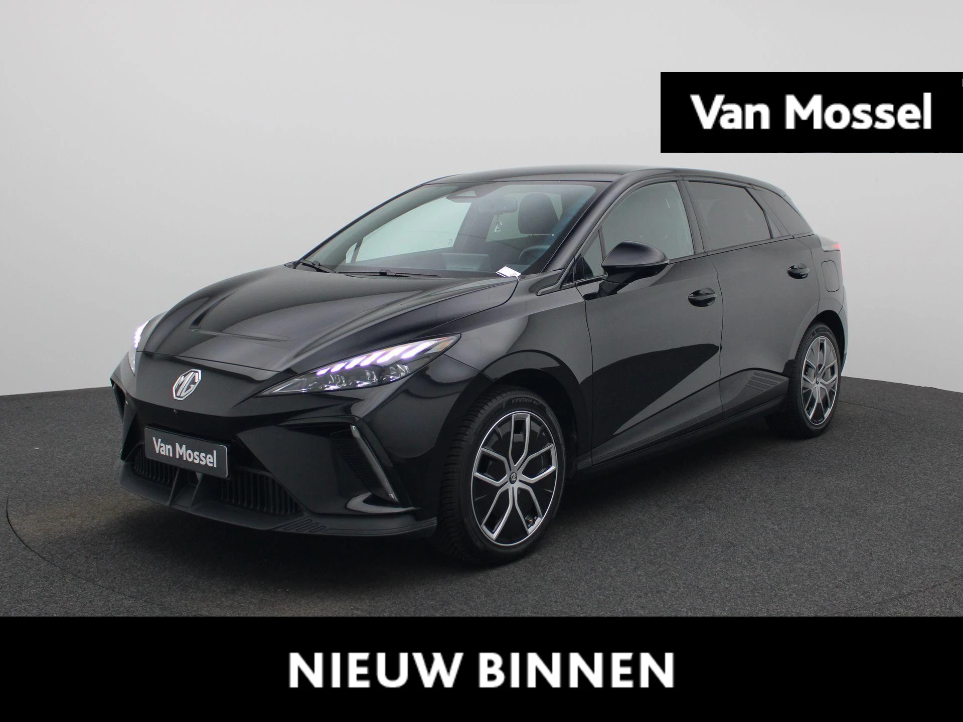 MG-MG4 EV-image-0