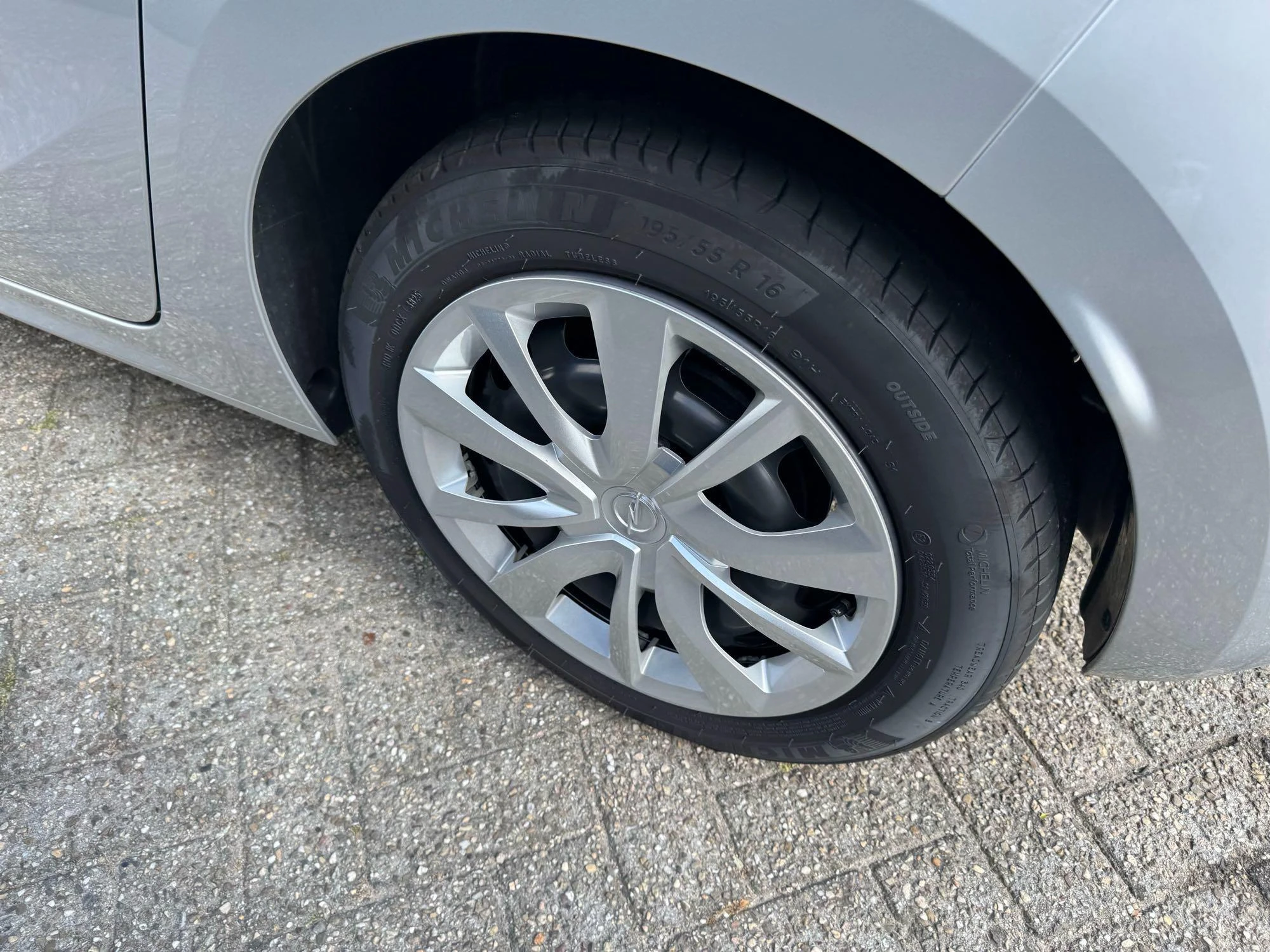 Opel-Corsa-image-8