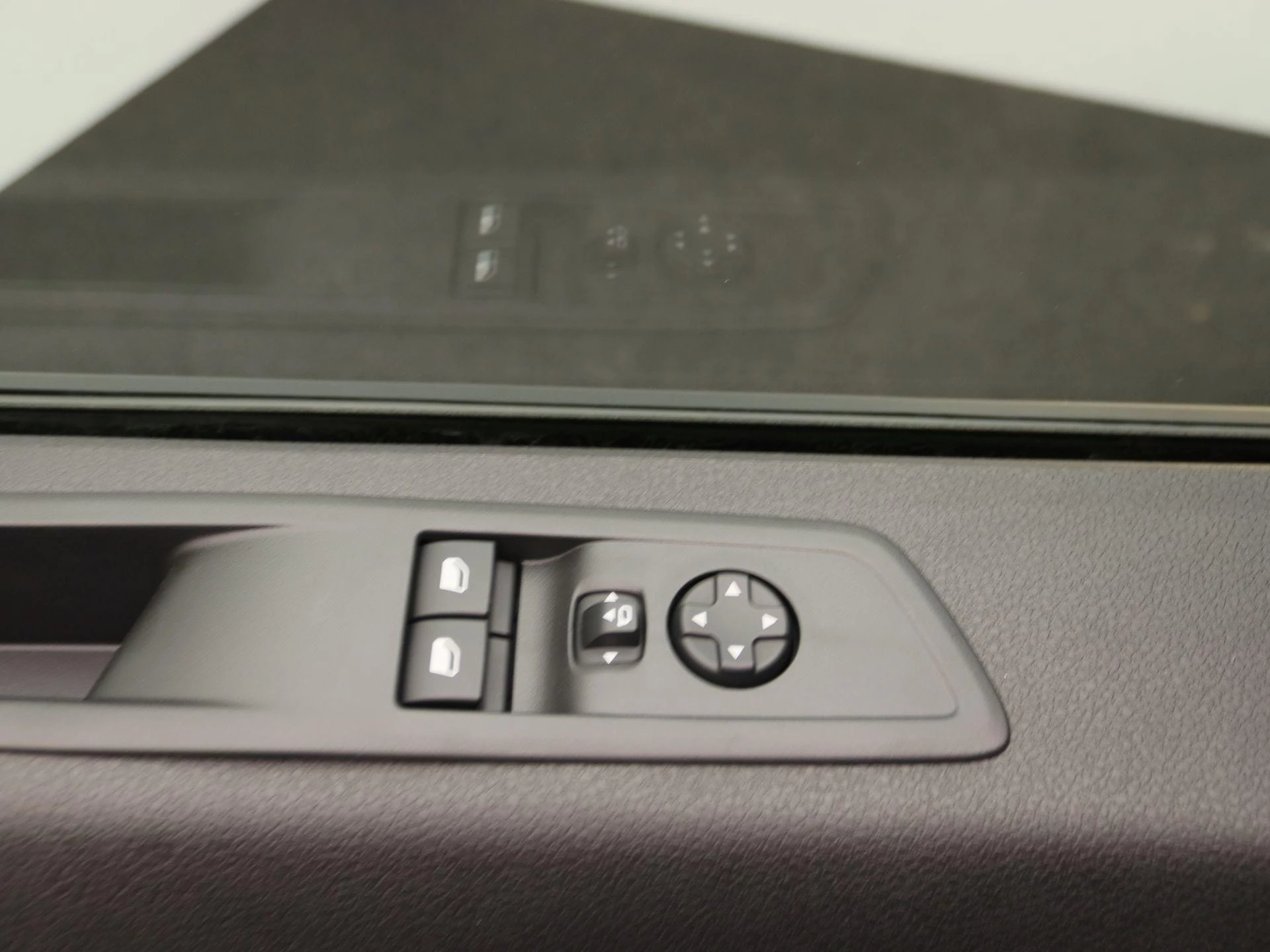 Opel-Vivaro-e-image-18