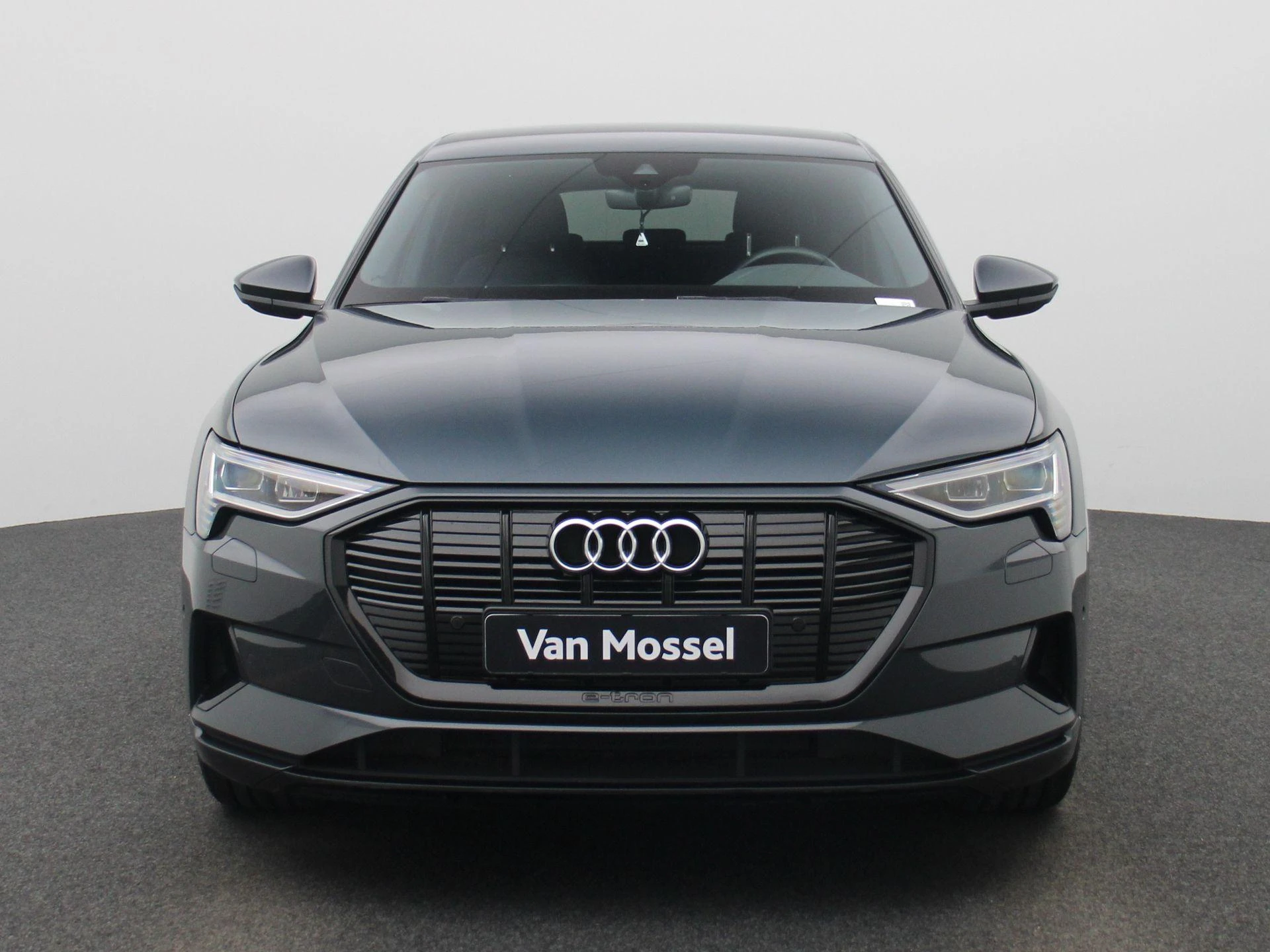 Audi-e-tron-image-2