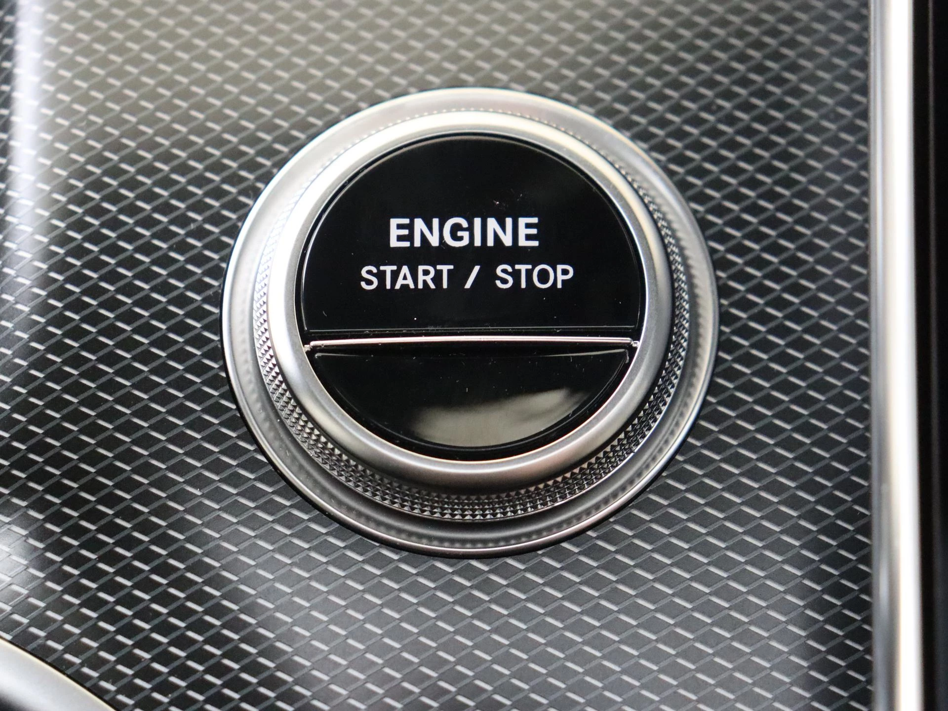 Mercedes-Benz-GLC-image-20