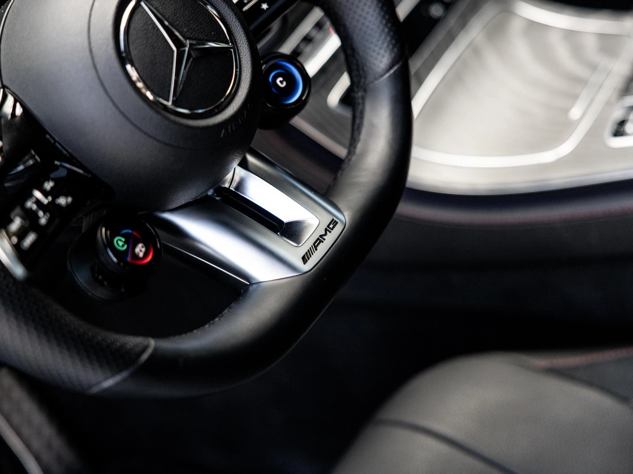 Mercedes-Benz-CLS-image-24