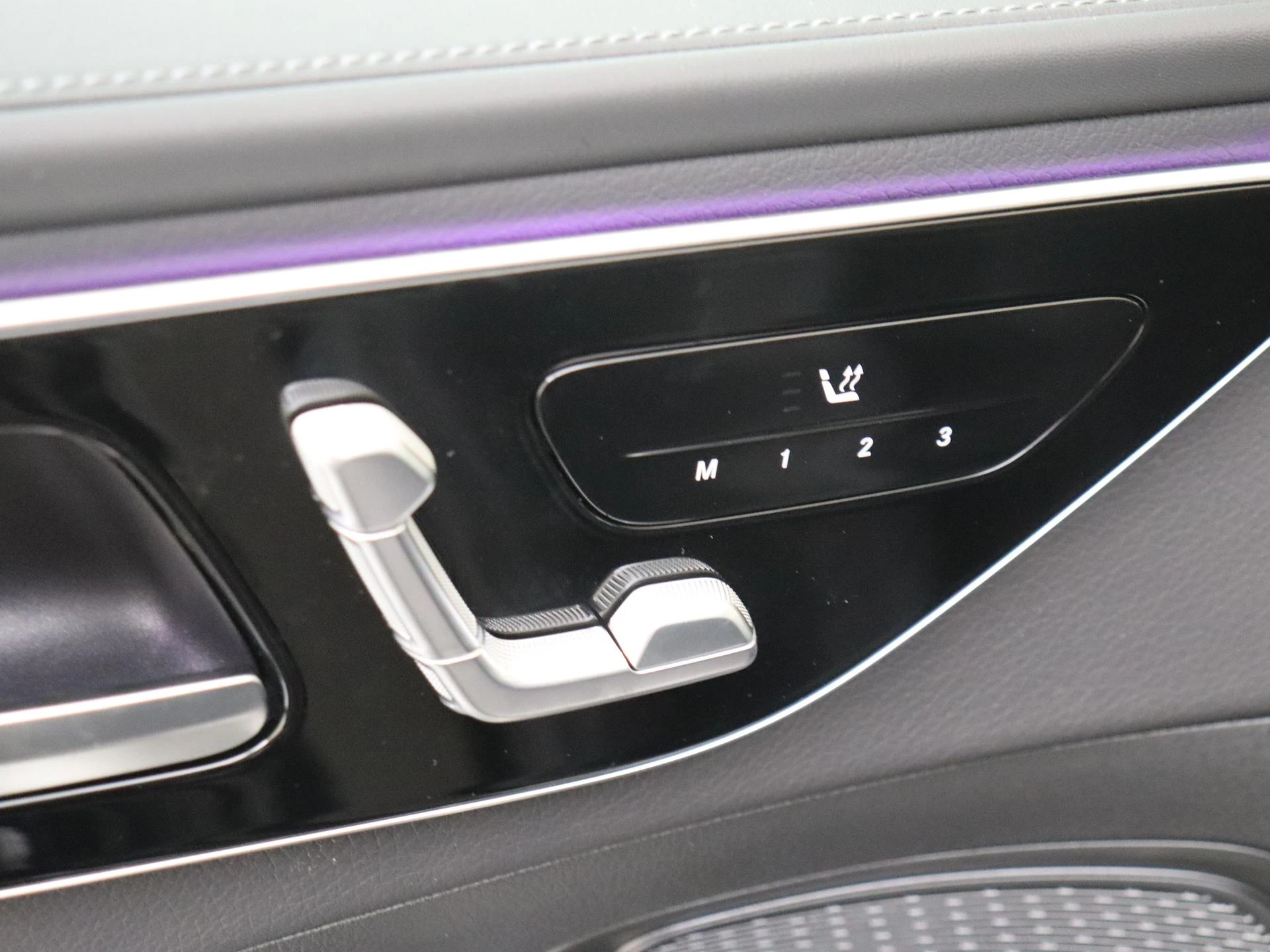 Mercedes-Benz-C-Klasse-image-28