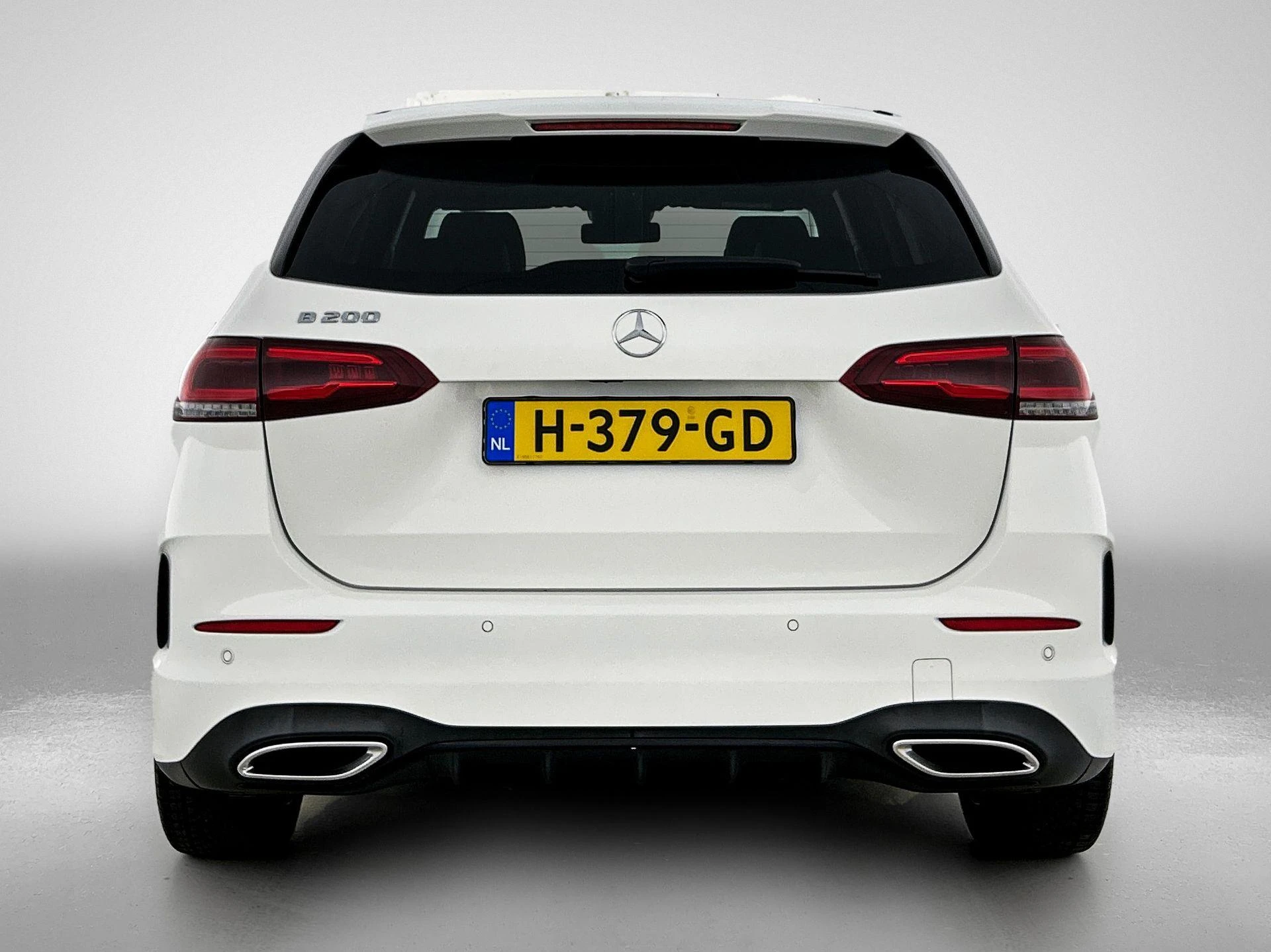 Mercedes-Benz-B-Klasse-image-4