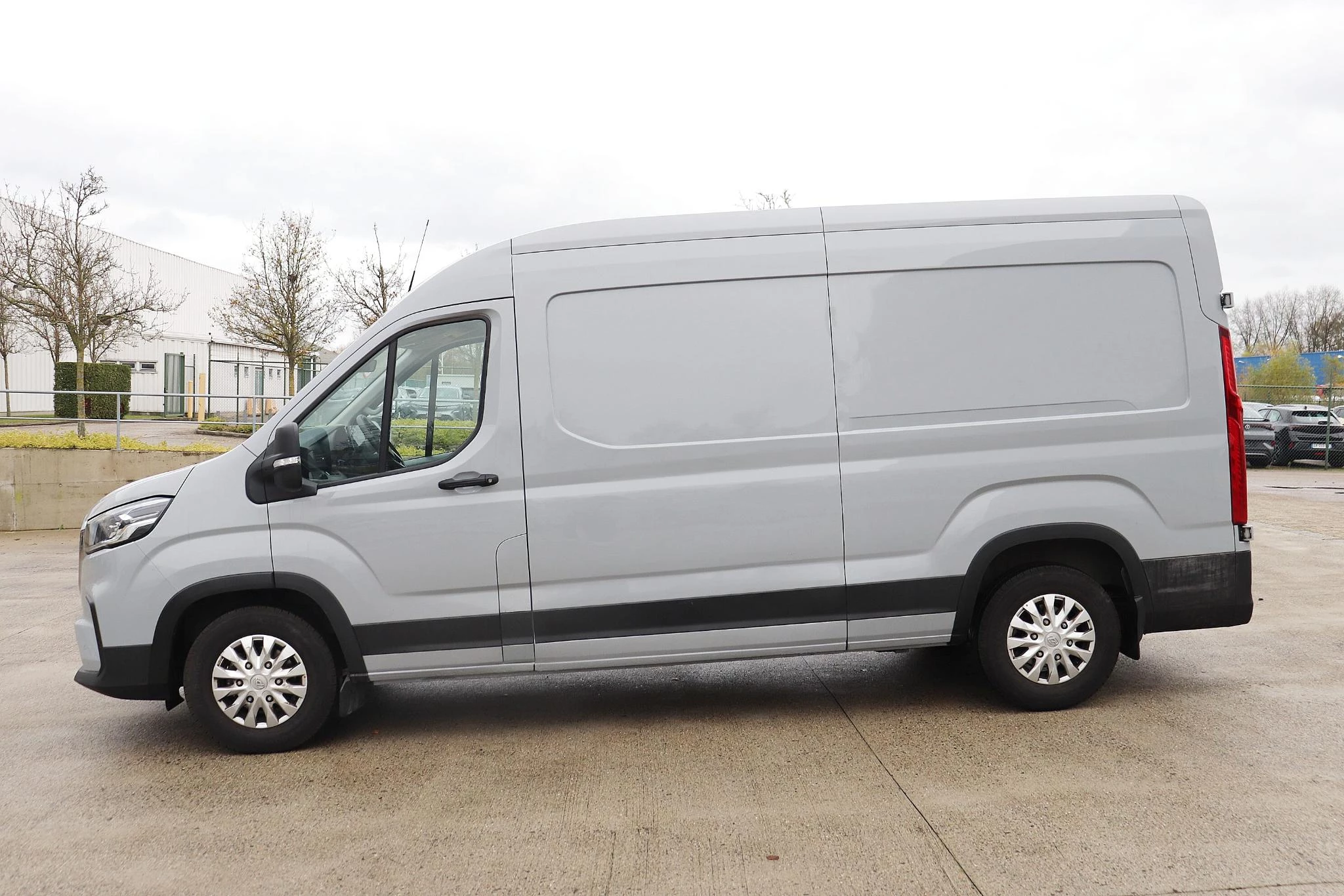 Maxus-Deliver9-image-2