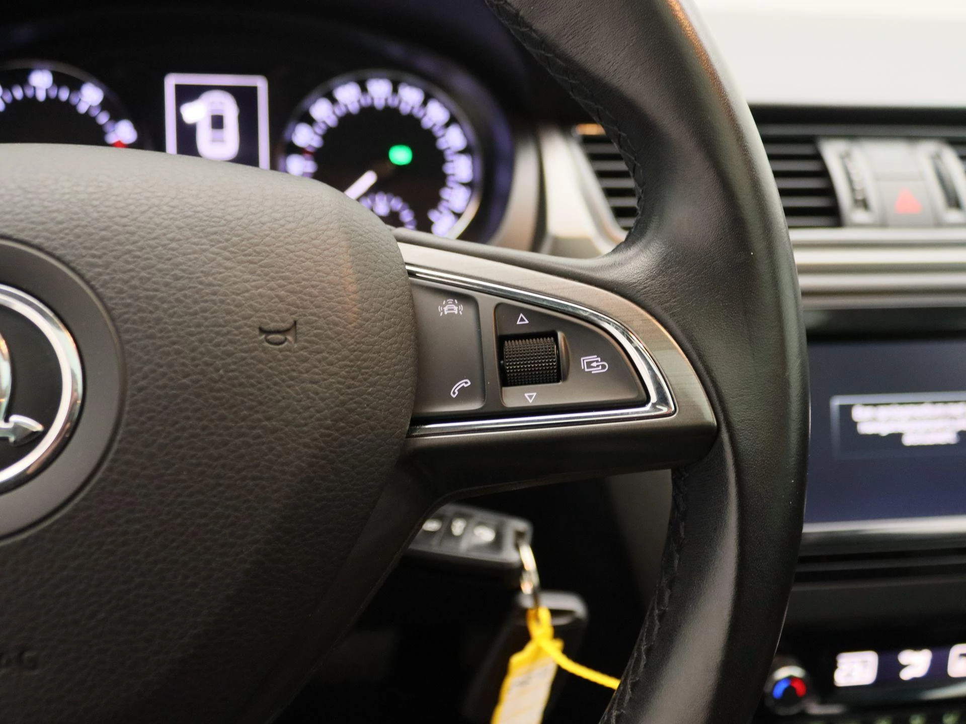 Škoda Rapid Spaceback 1.2 TSI Greentech JOY