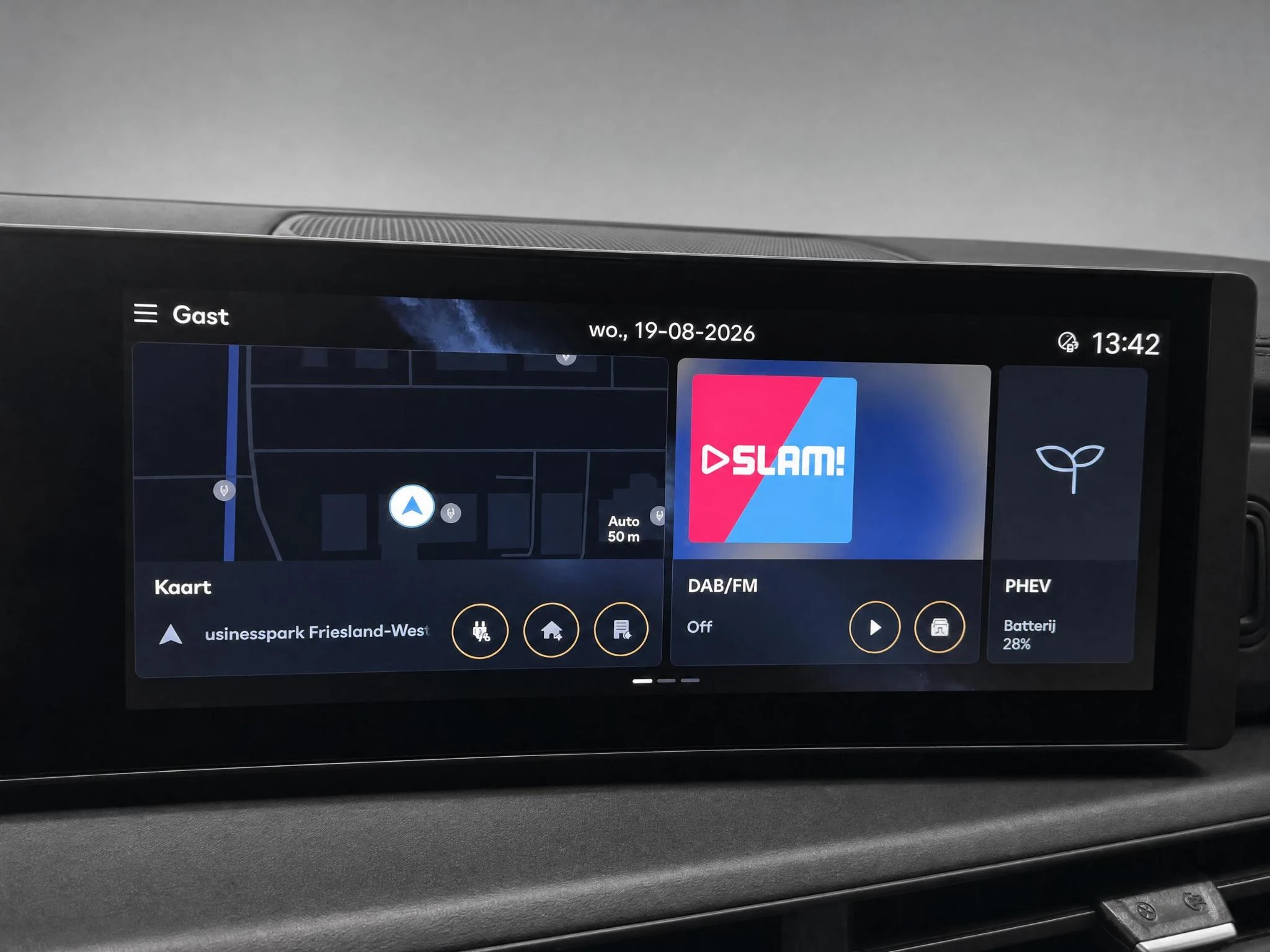 Hyundai-Santa Fe-image-13
