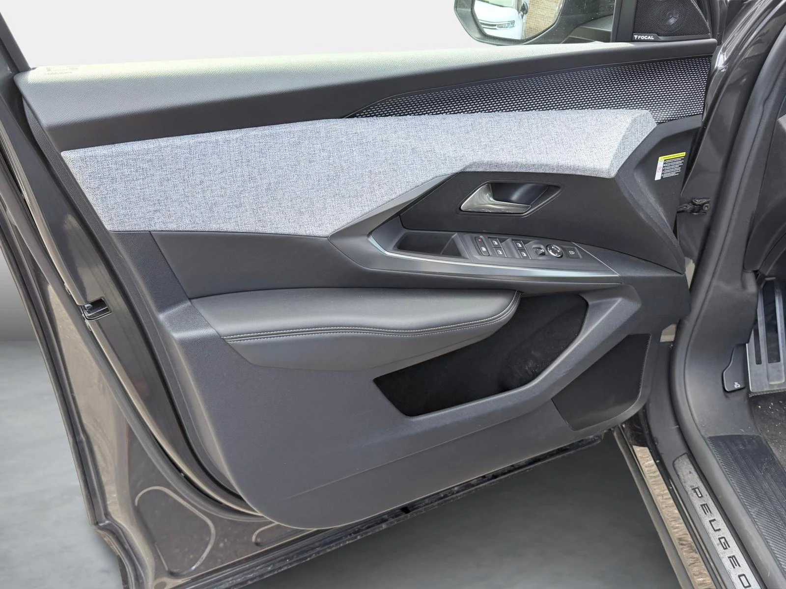 Peugeot e-3008 e-3008 210 GT