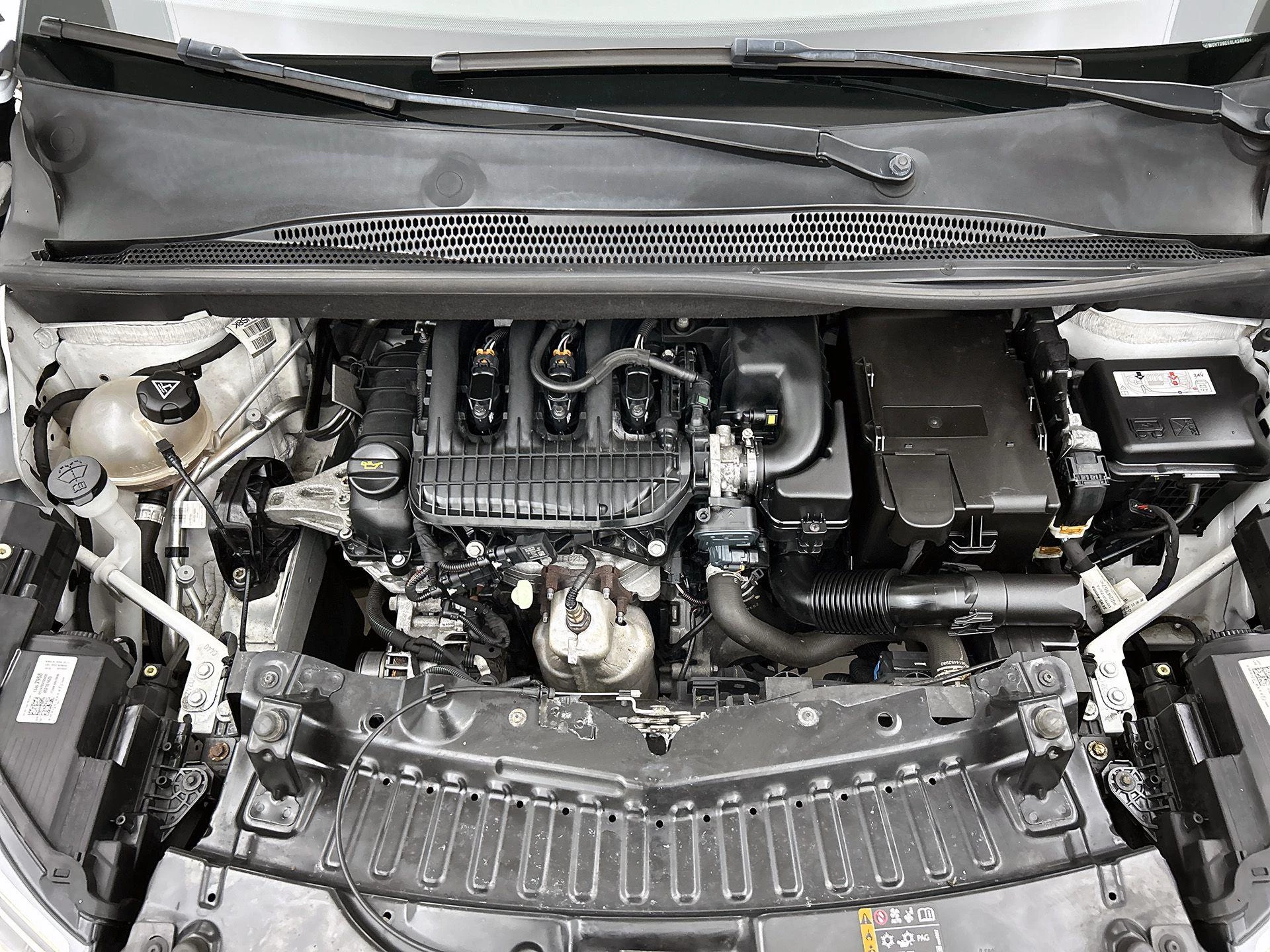 Opel-Crossland X-image-13