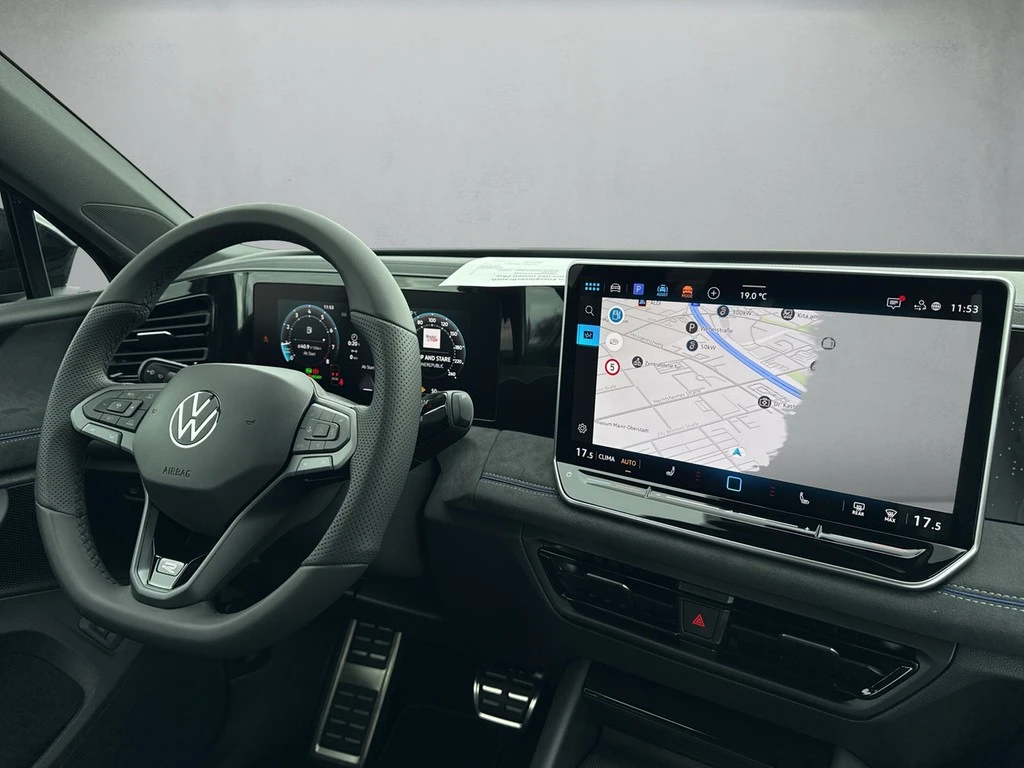 Volkswagen-Tiguan-image-6