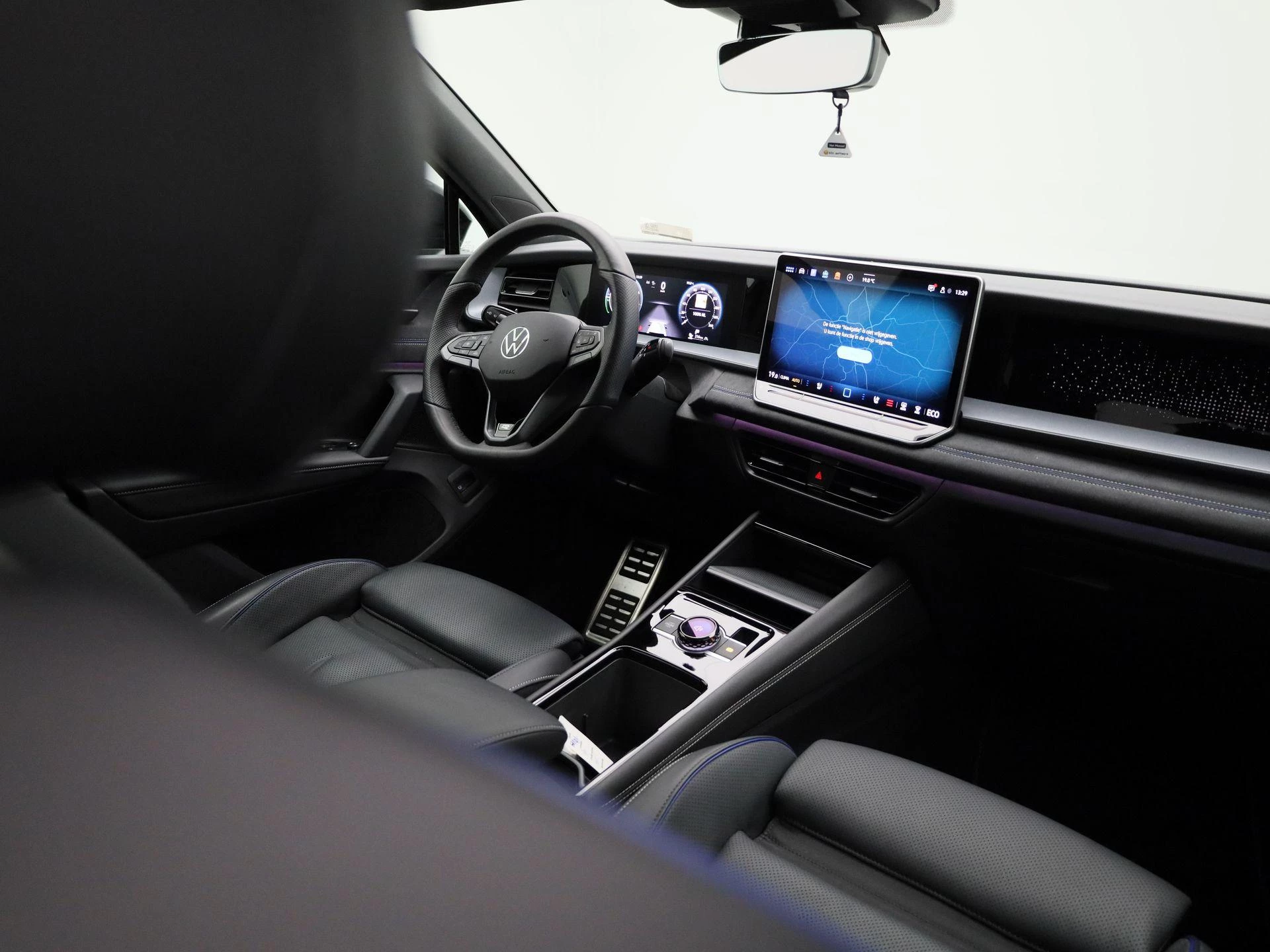 Volkswagen-Tayron-image-44