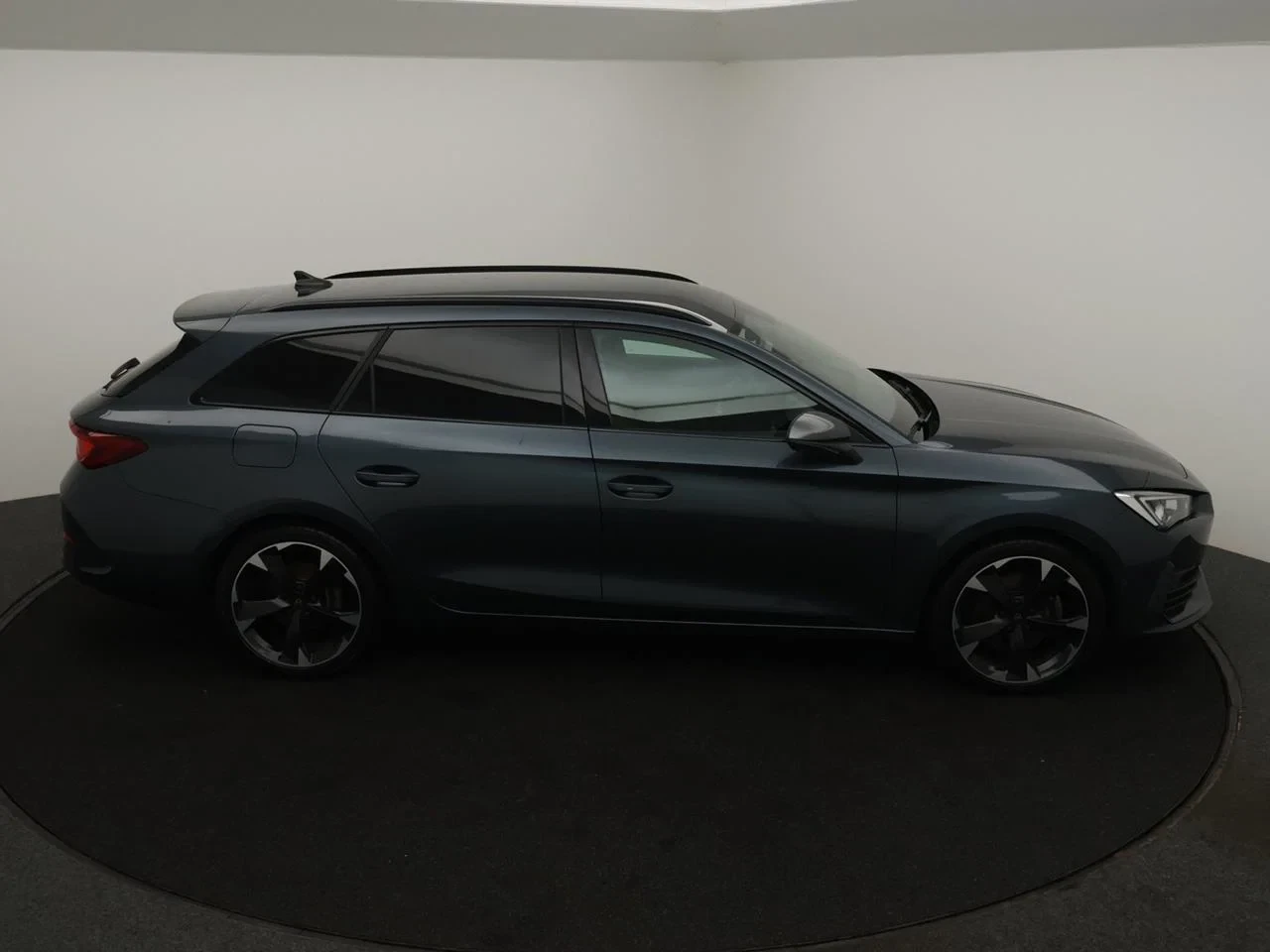 CUPRA-Leon Sportstourer-image-7