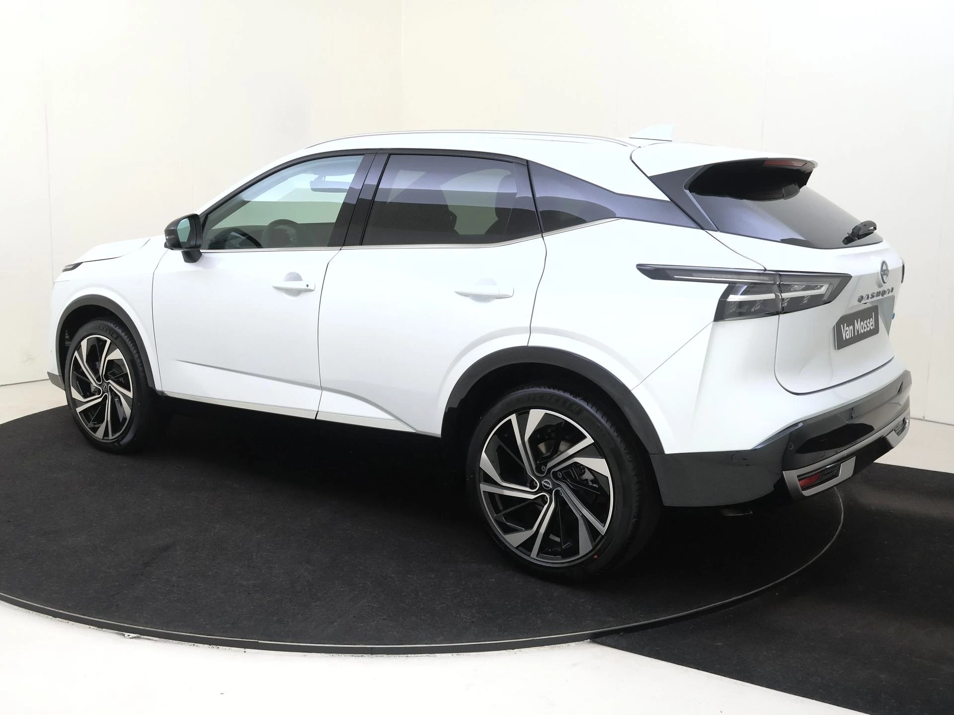 Nissan-QASHQAI-image-2