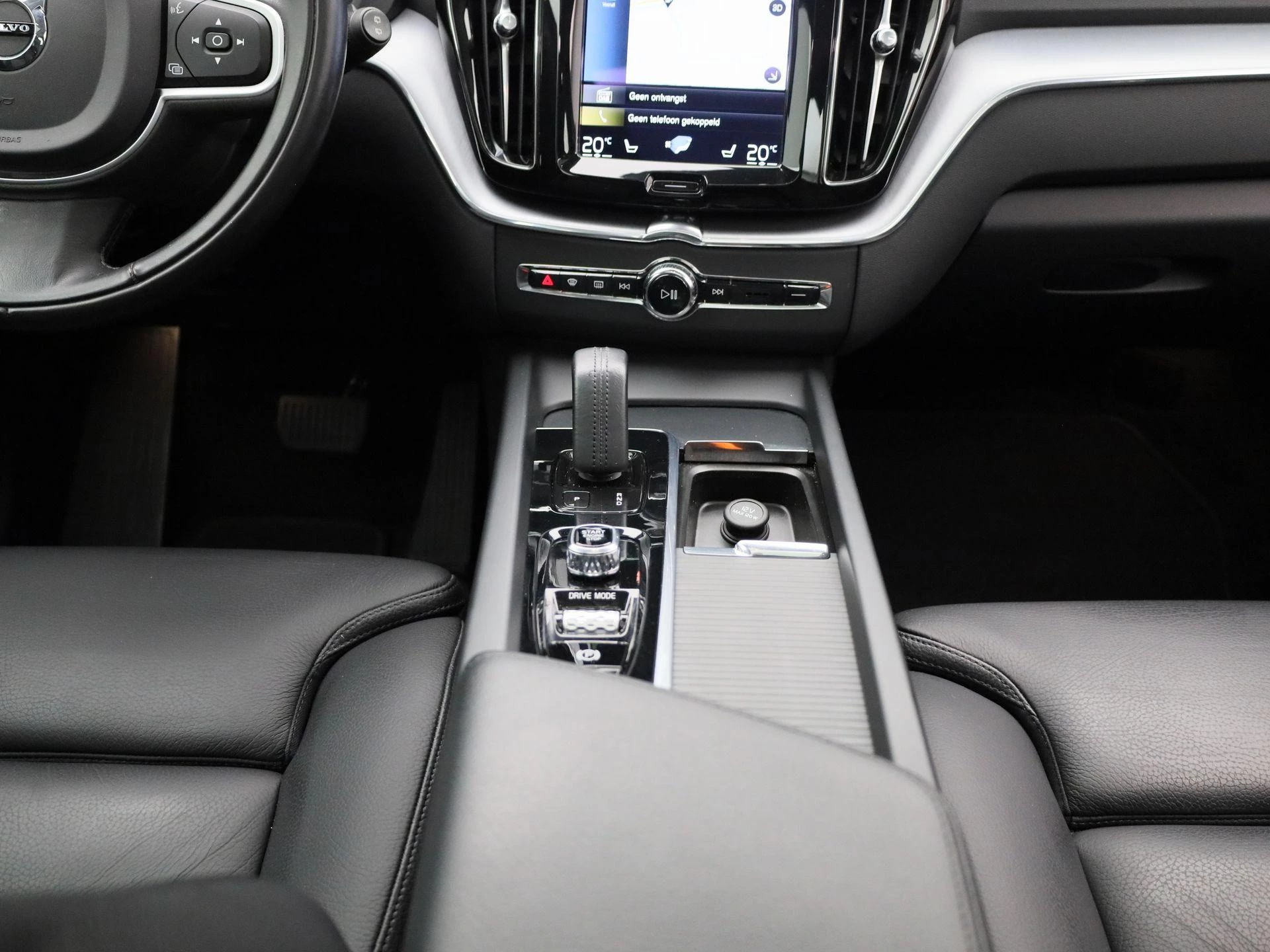 Volvo-XC60-image-8