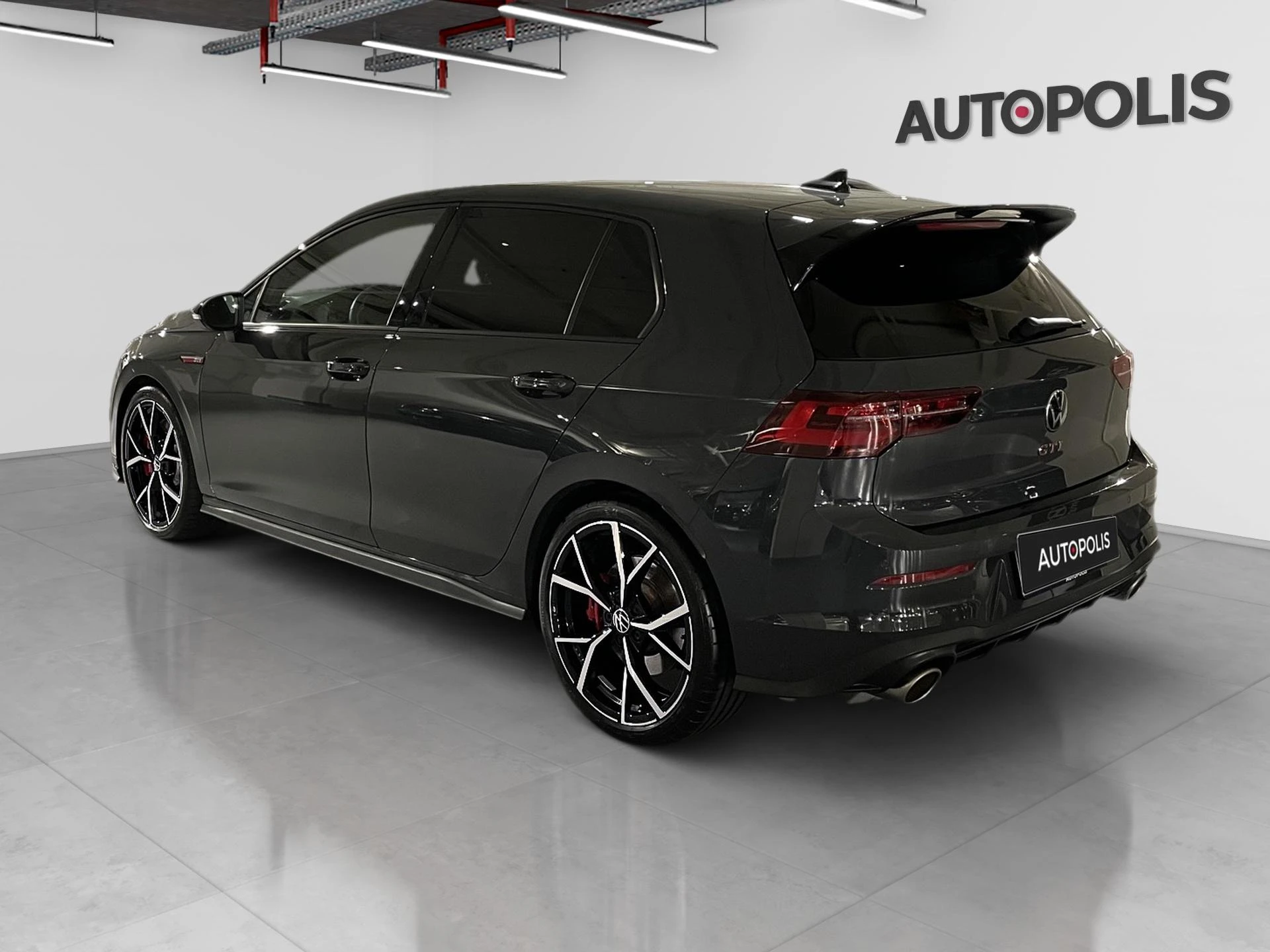 Volkswagen-Golf-image-13