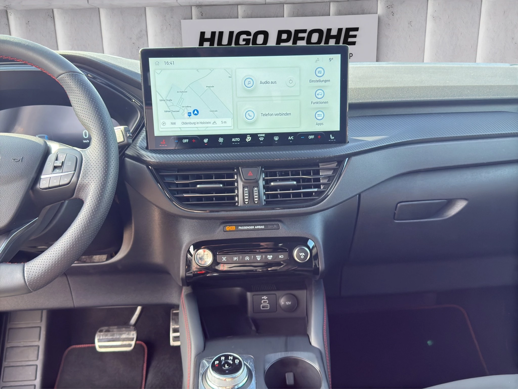 Ford Kuga ST-Line X Aut.*PANO*AHK*360GRAD*LED-MATRIX*NAVI*GRA*WINTER-PKT.