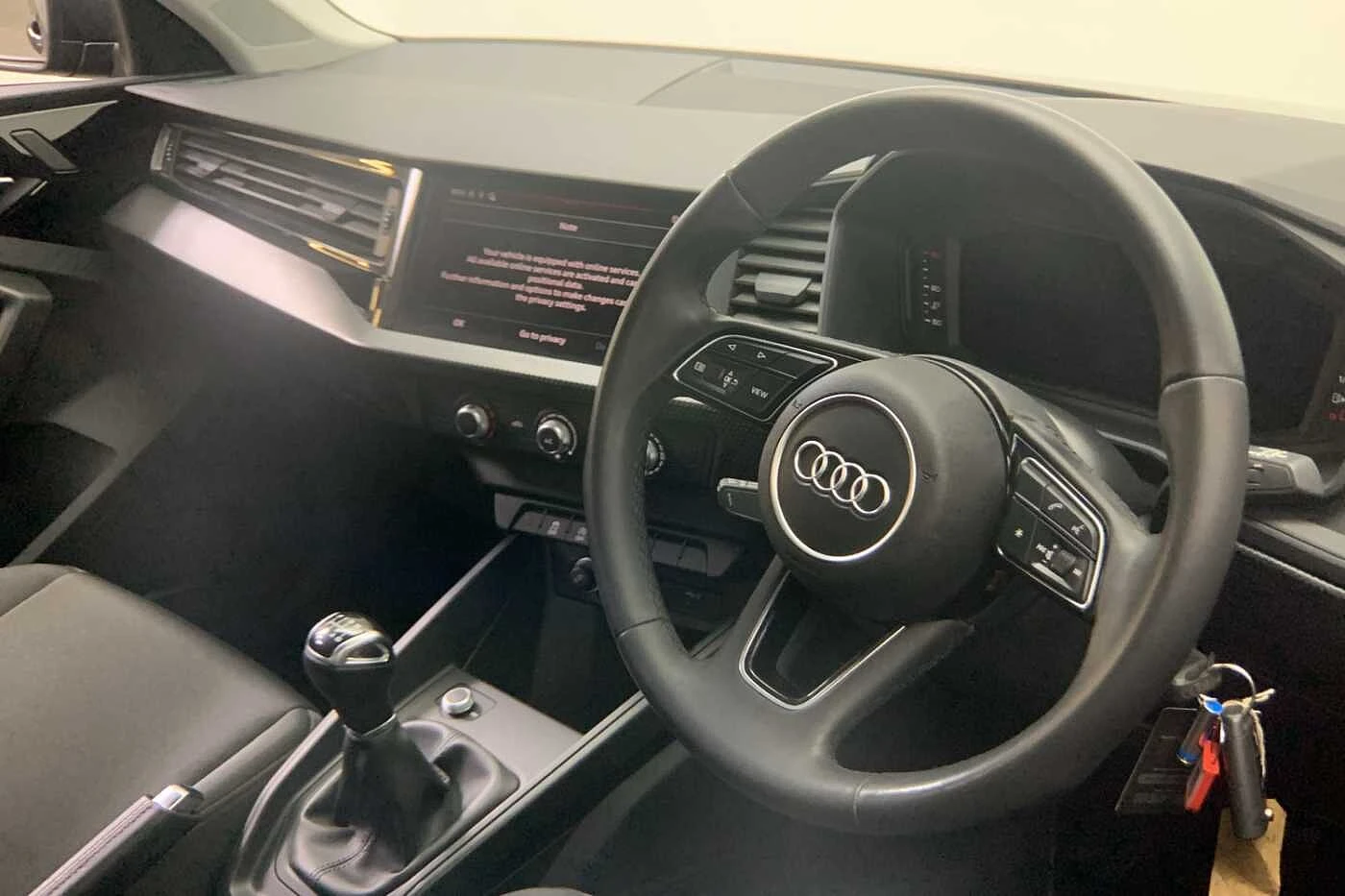 Audi-A1 Sportback-image-5