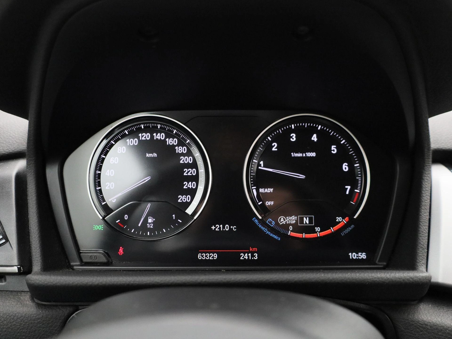 BMW-2 Reeks-image-16