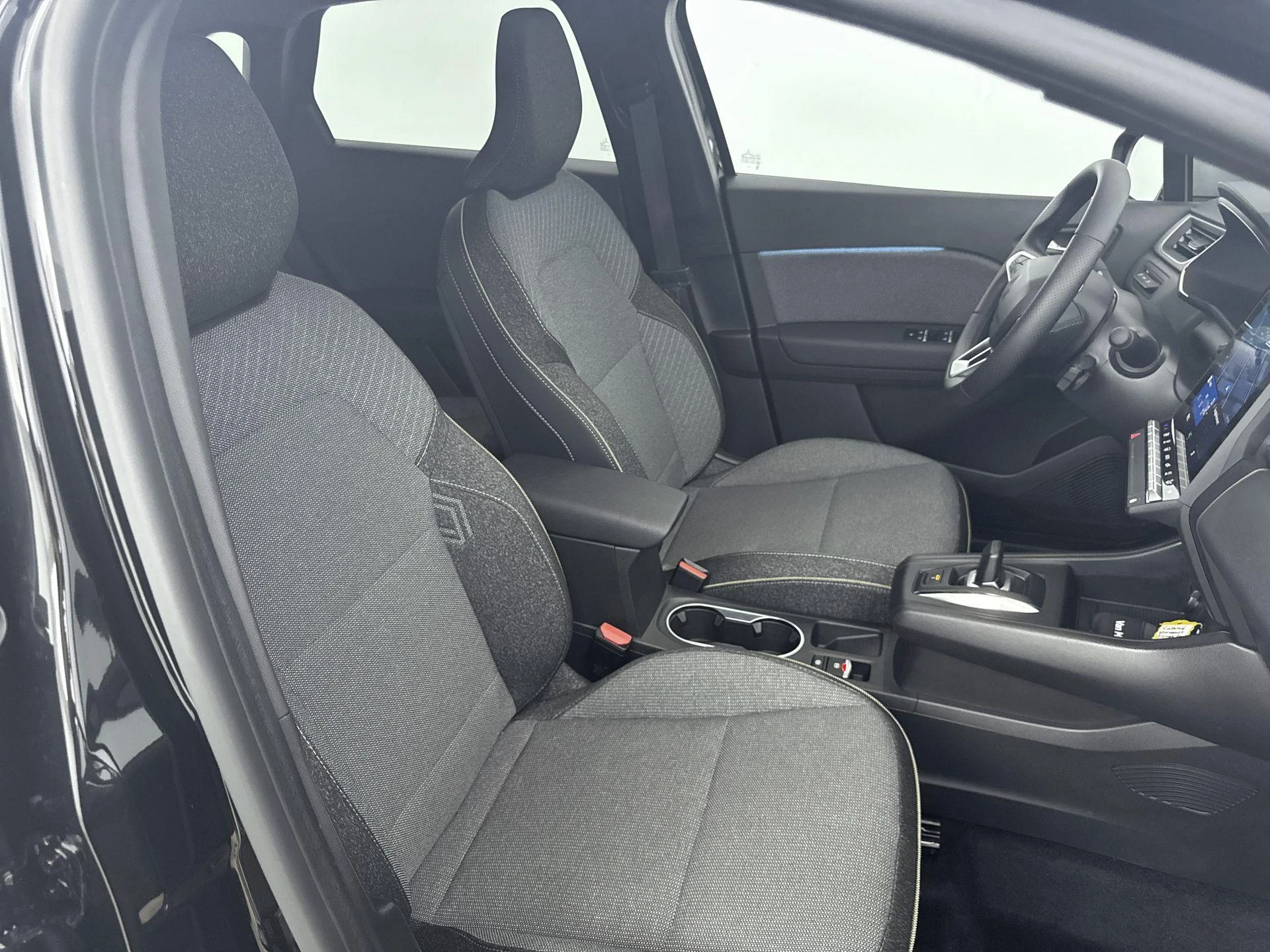 Renault-Captur-image-23