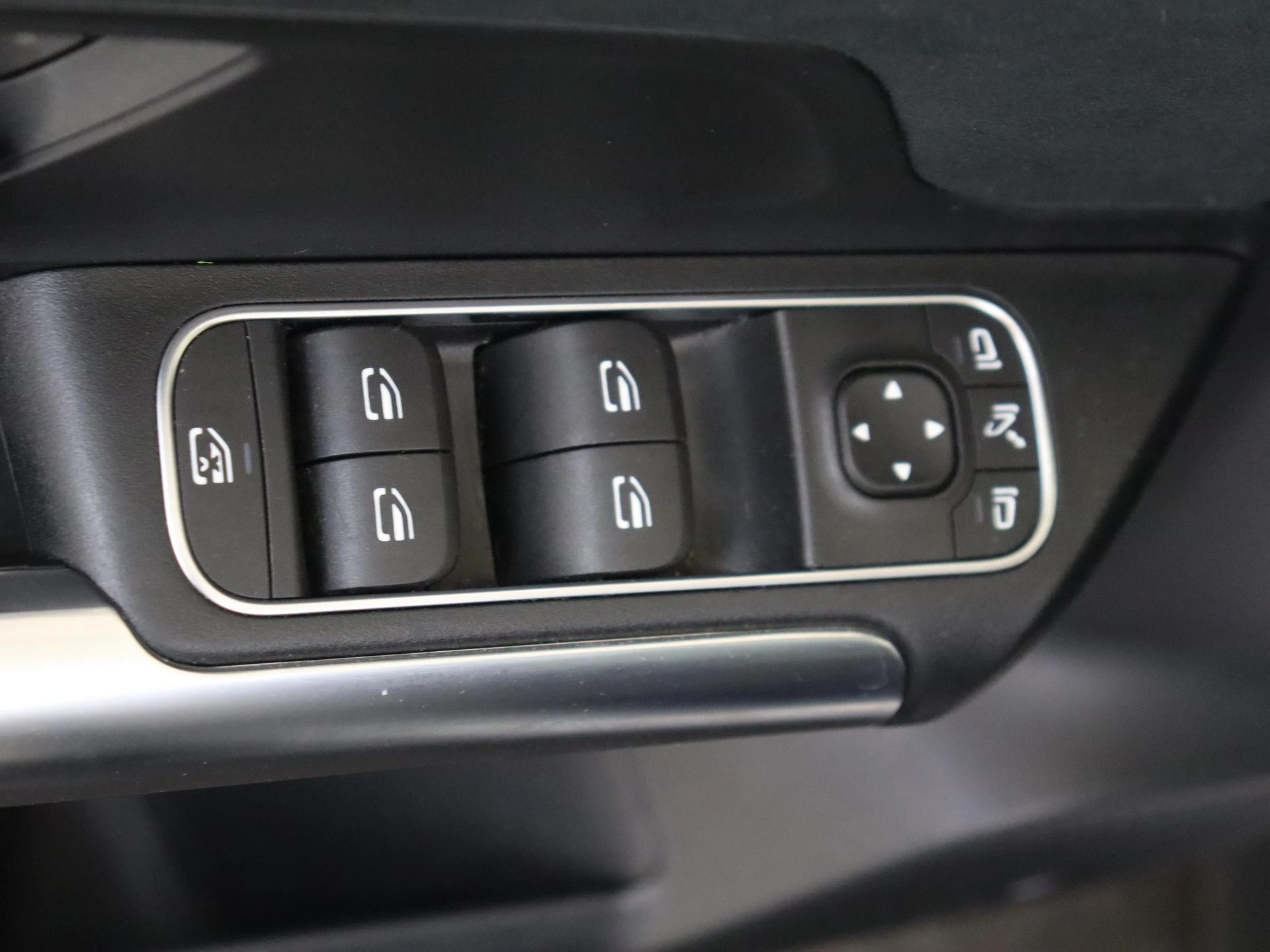 Mercedes-Benz GLA 250 e Business Solution AMG Limited