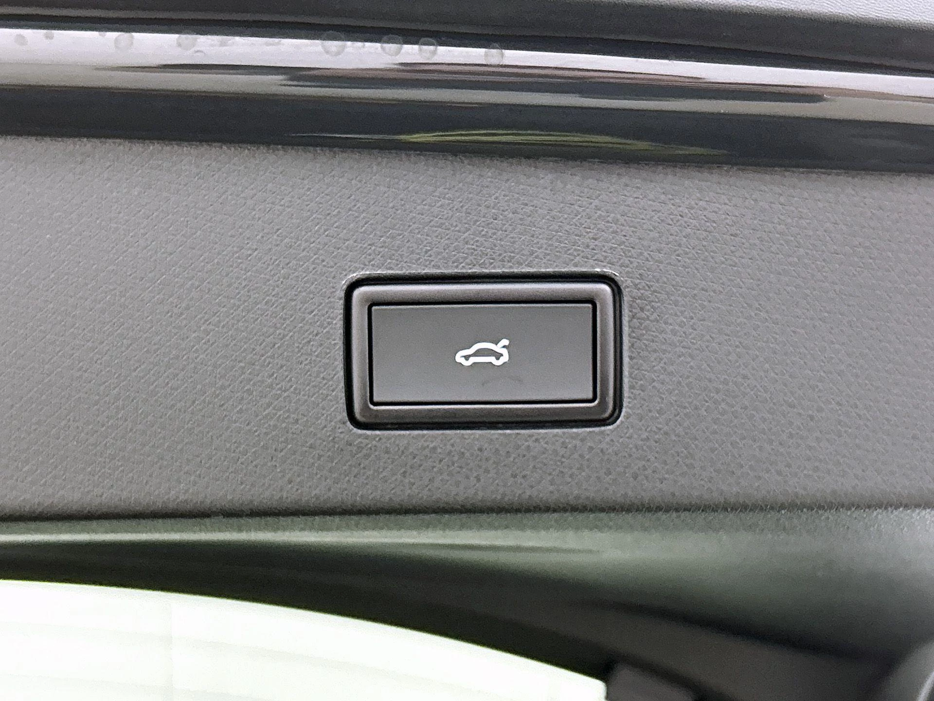 CUPRA Tavascan Business 82 kWh