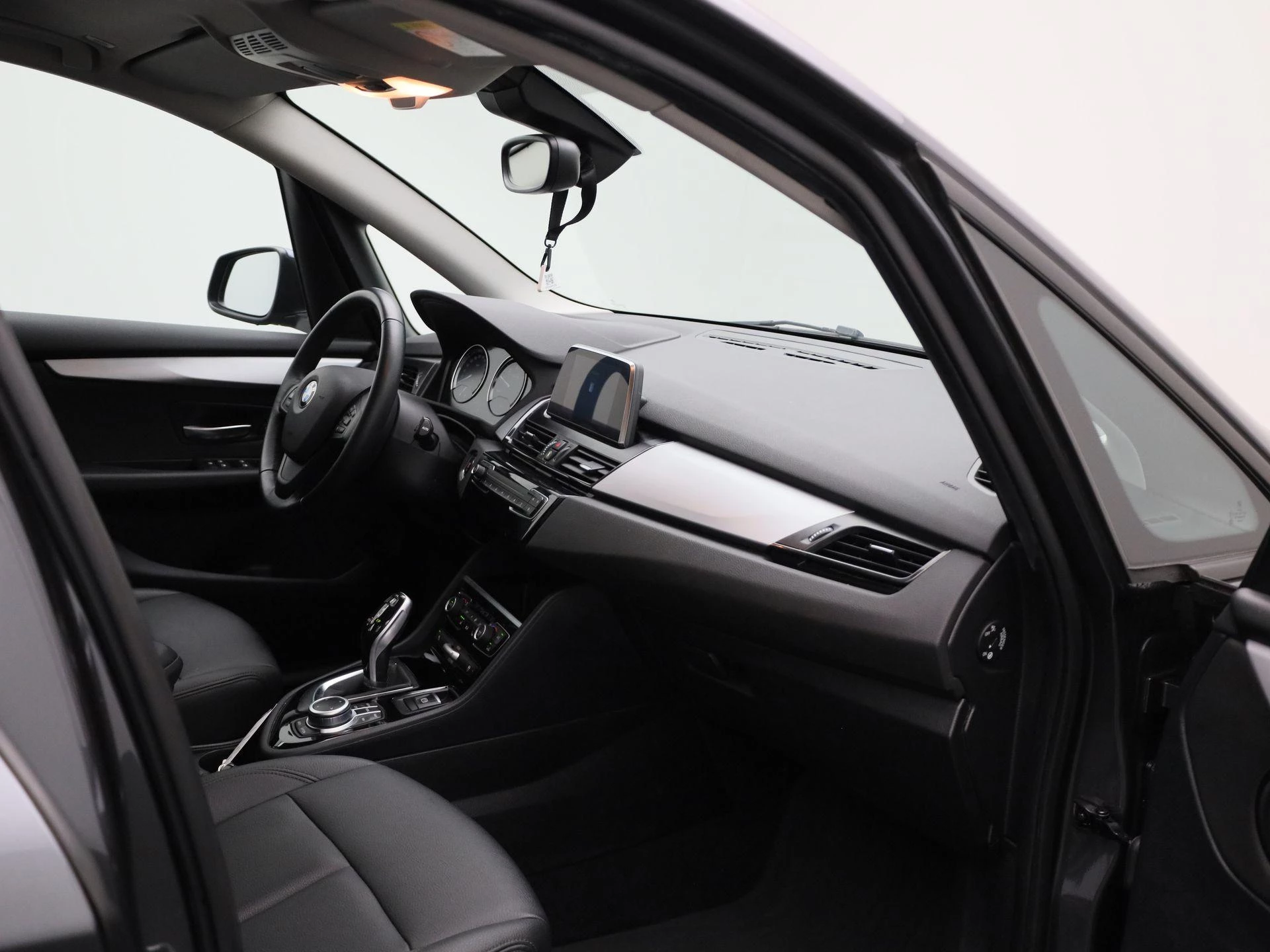 BMW 2 Reeks Active Tourer 218i Leer | LMV | Automaat | Cruise Control