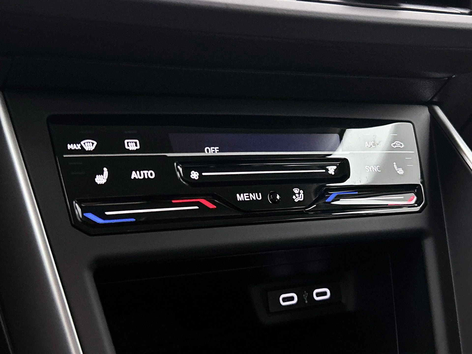 Volkswagen-Polo-image-23