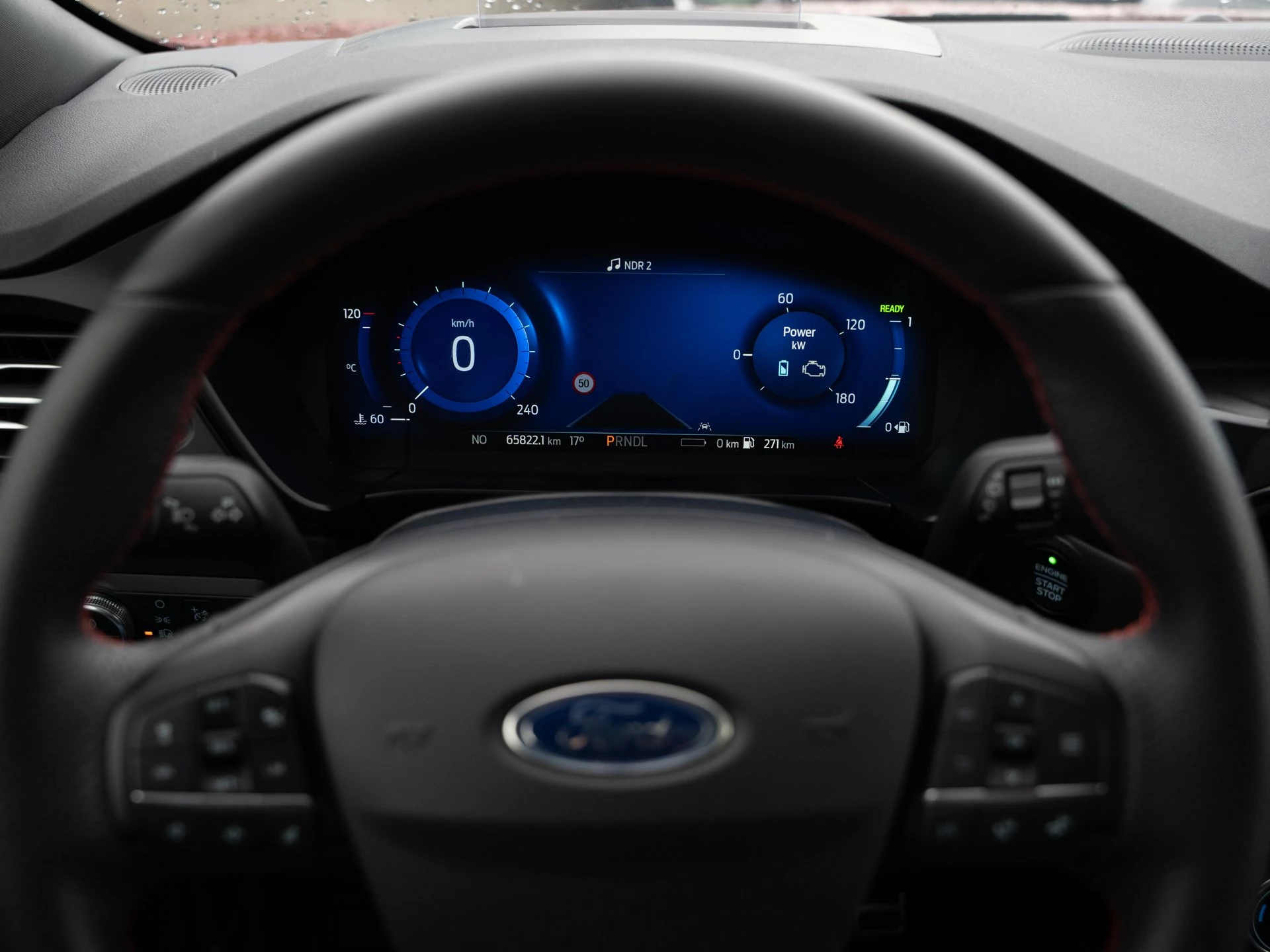 Ford Kuga 2.5 Duratec Plug-in-Hybrid PHEV ST-Line X TECH.PKT*WINT.PKT*AHK*PANO