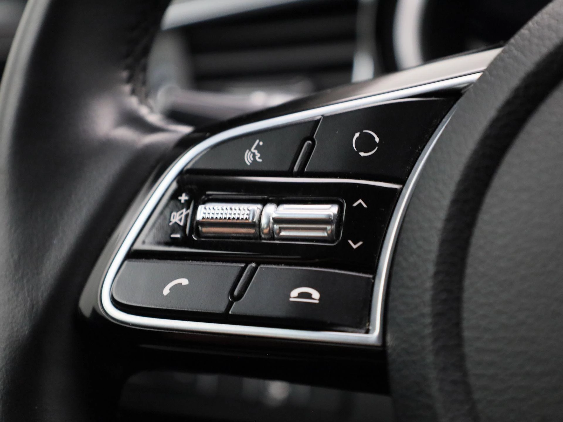 Kia XCeed 1.6 GDi PHEV DCT Business Line