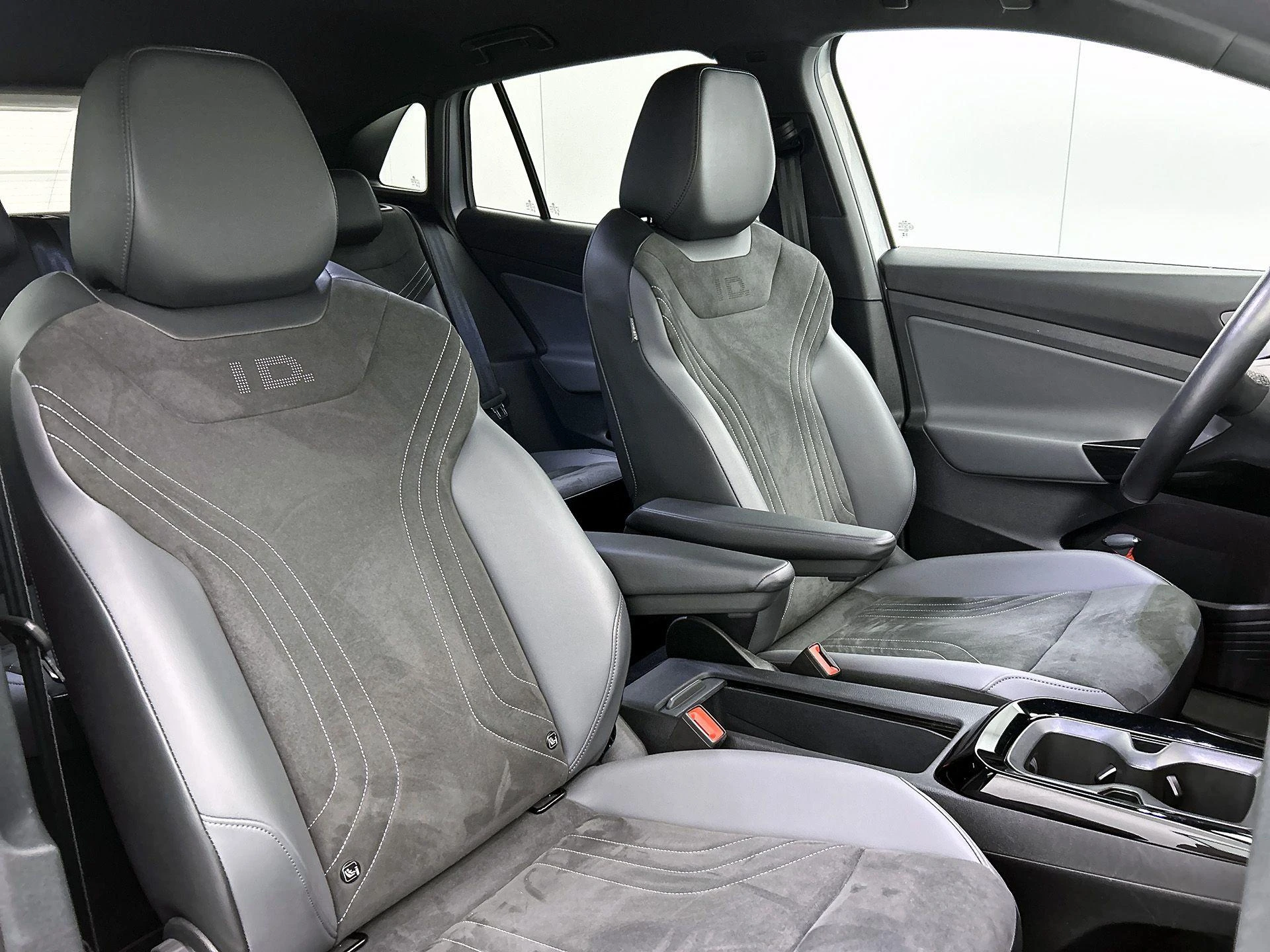 Volkswagen-ID.4-image-34