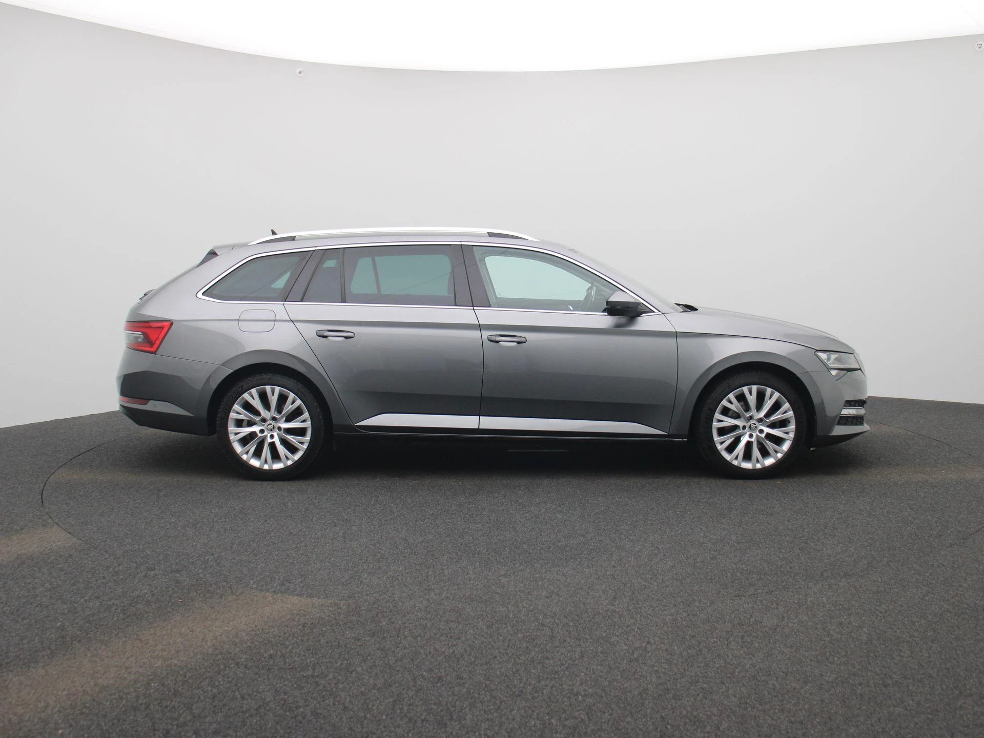 Škoda Superb Combi 1.4 TSI iV 160kW DSG6 Clever+