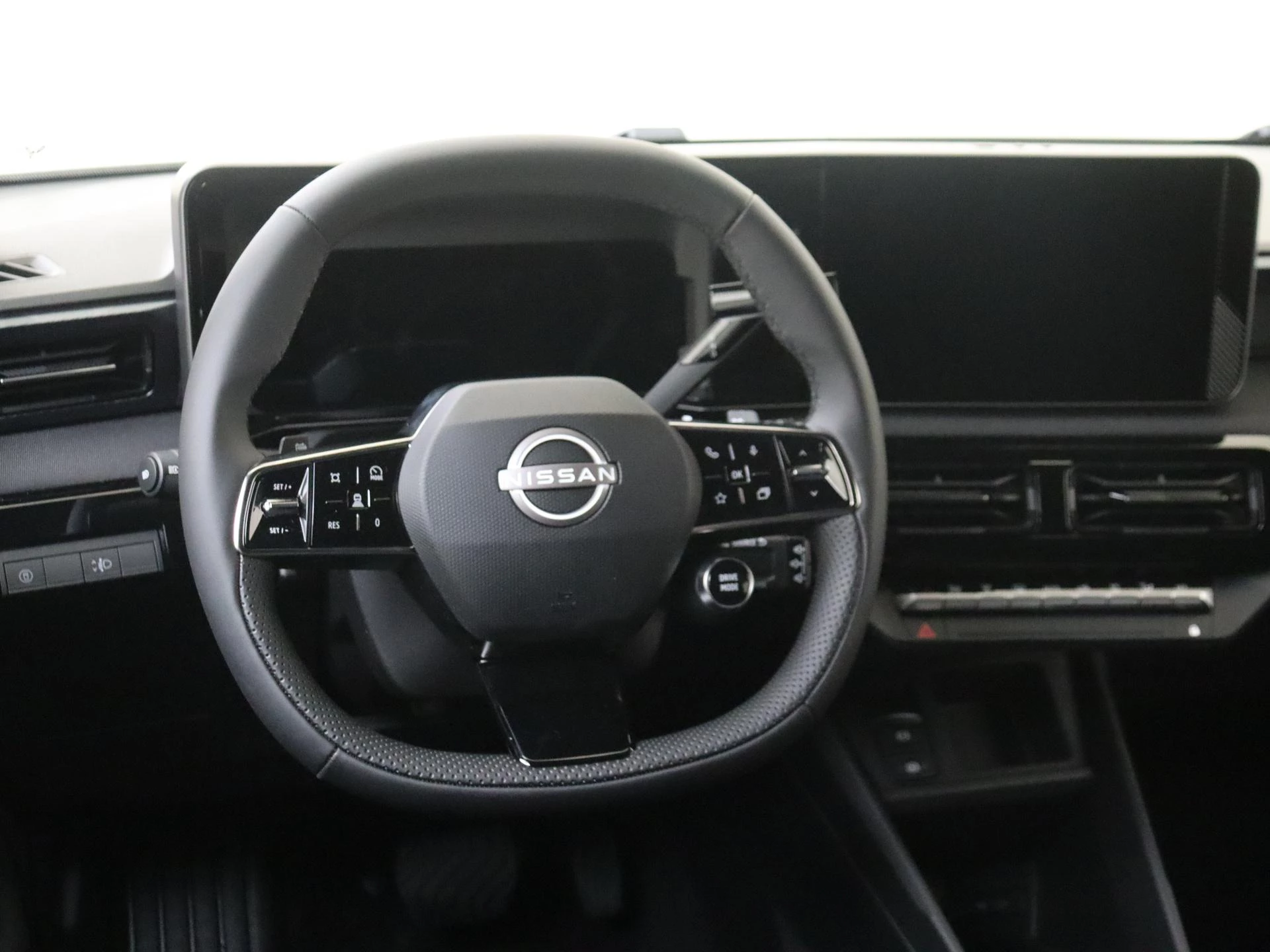 Nissan-Micra-image-13