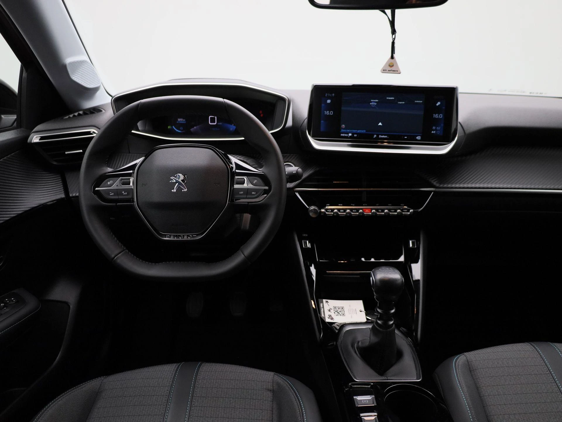 Peugeot 208 - 7