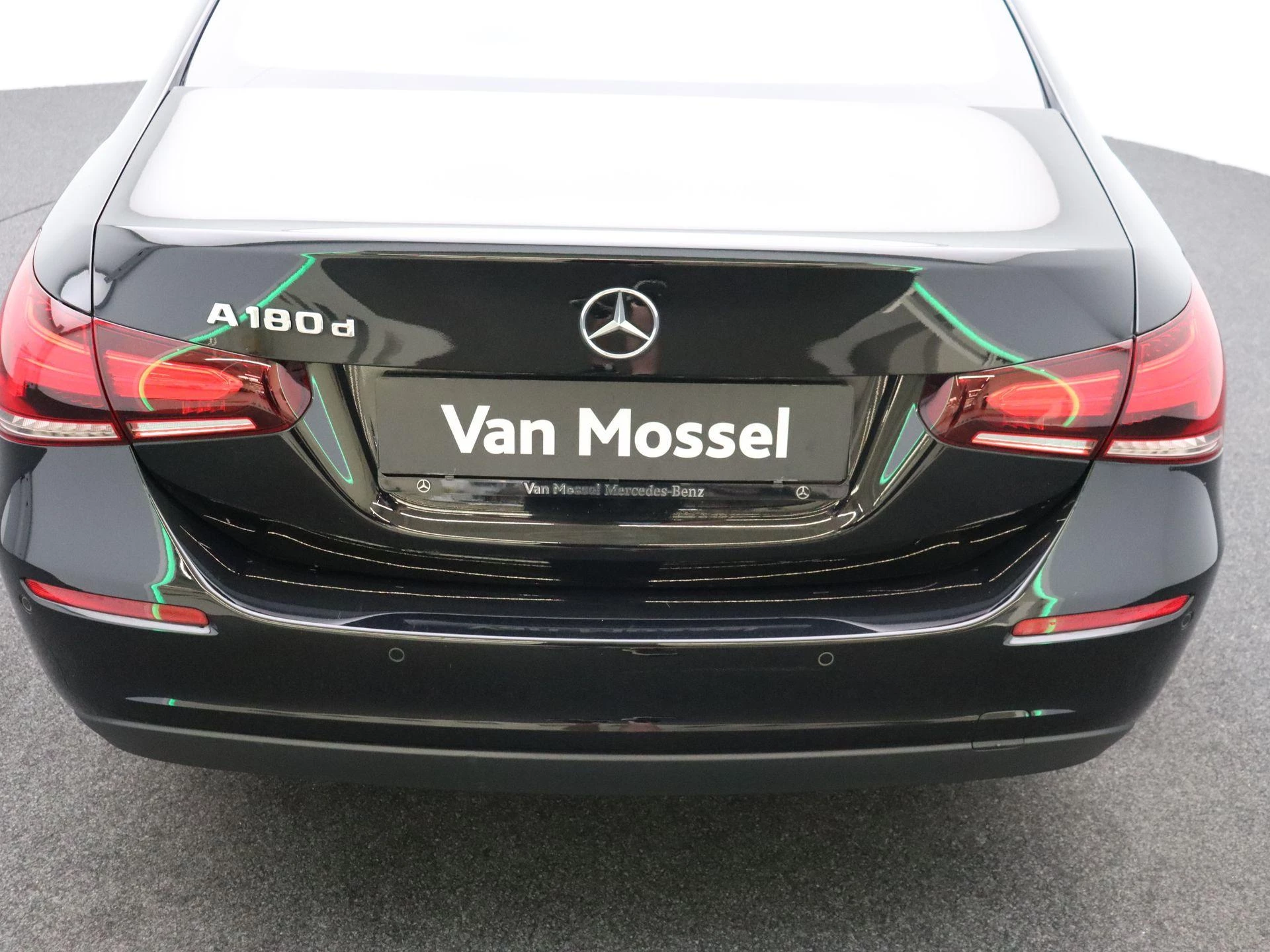 Mercedes-Benz Classe A Limousine 180d Business Solution