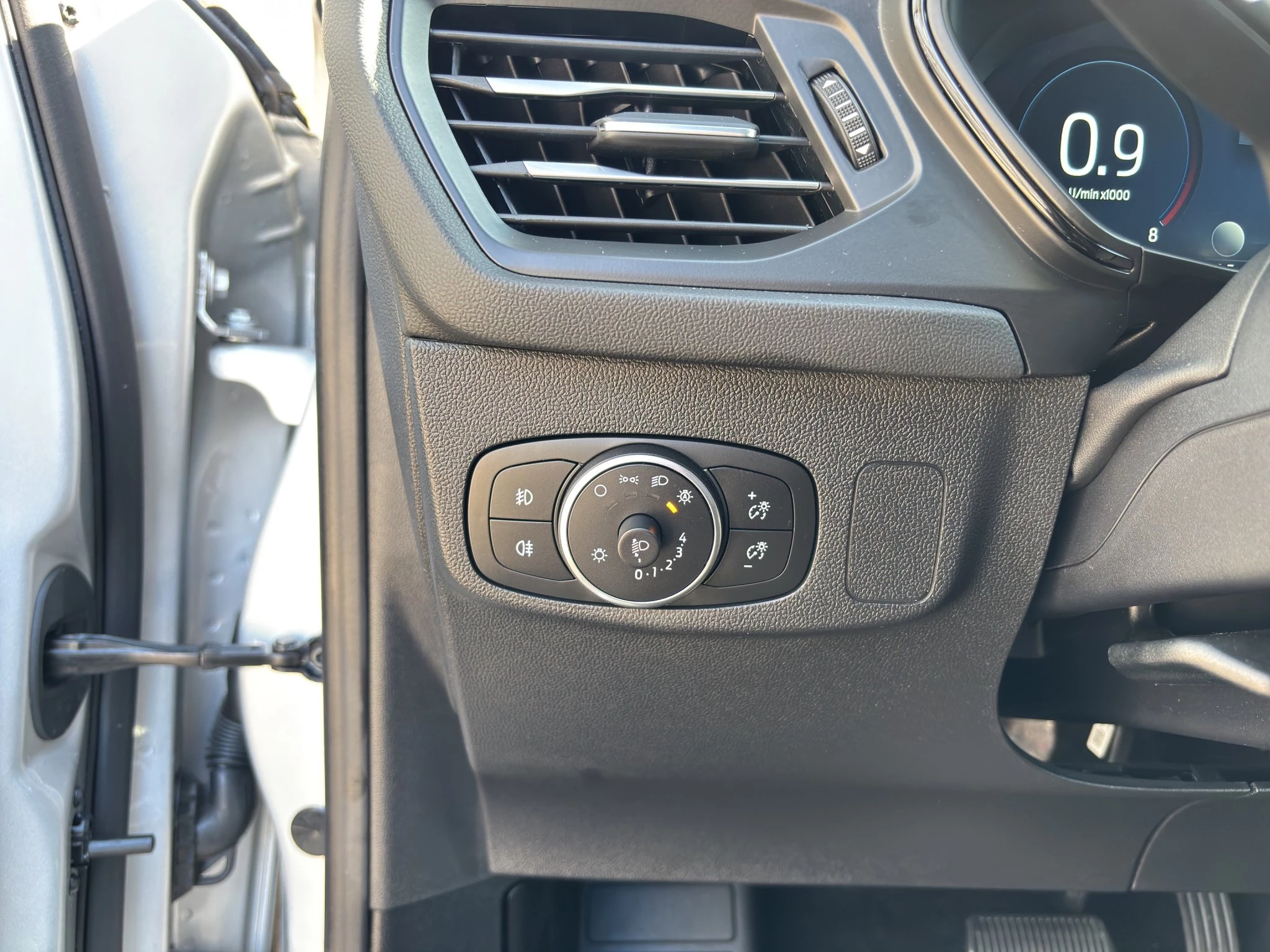 Ford Focus ST-Line X Turnier Aut.*AHK*ACC*HUD*KAM*NAVI*WINTER-PKT.