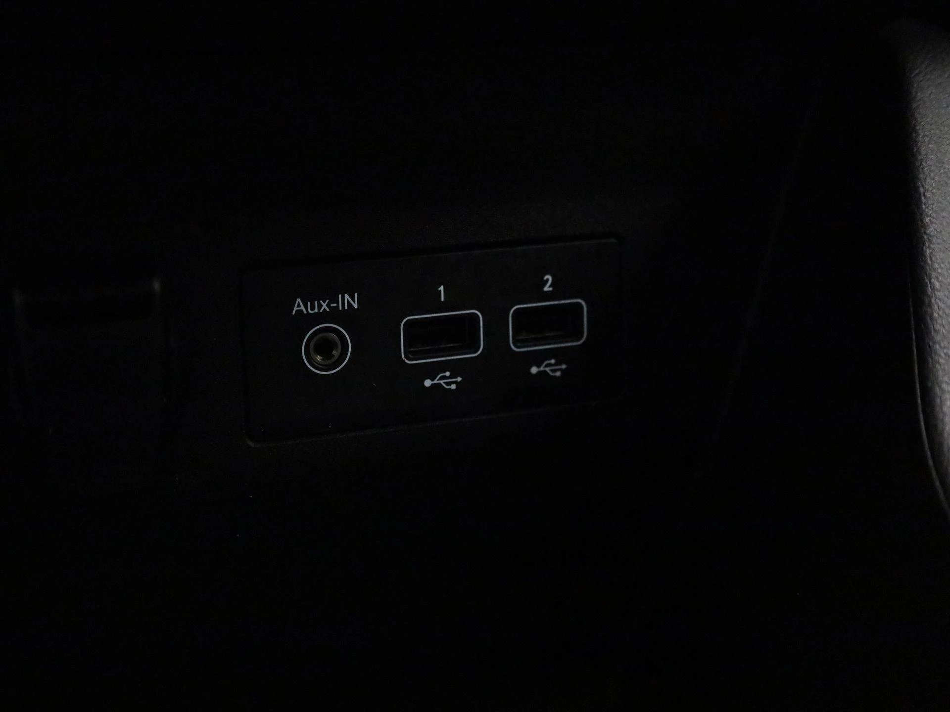 Renault-Clio-image-20