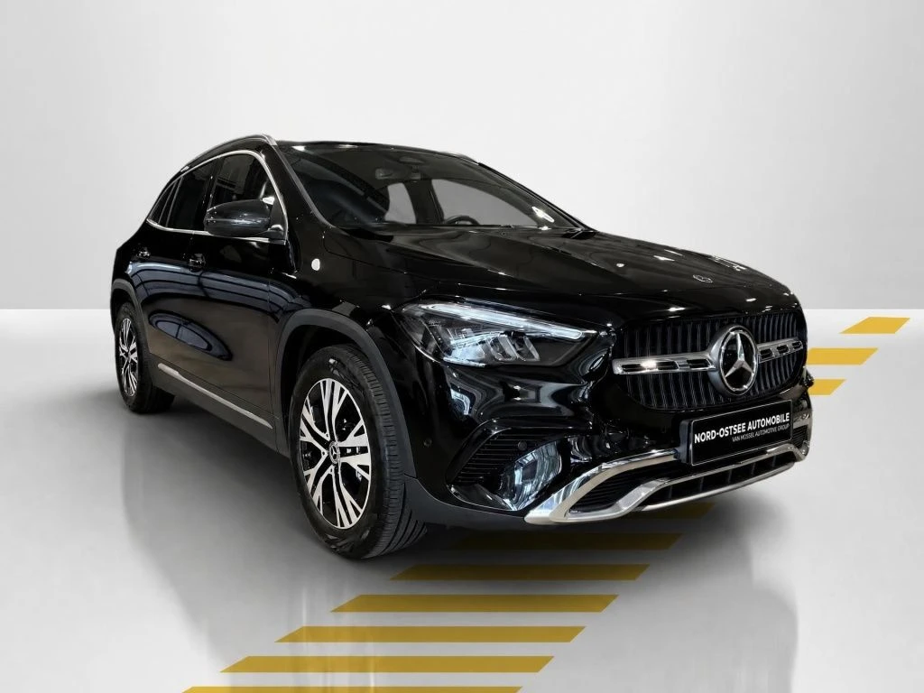 Mercedes-Benz-GLA 200 d-image-15