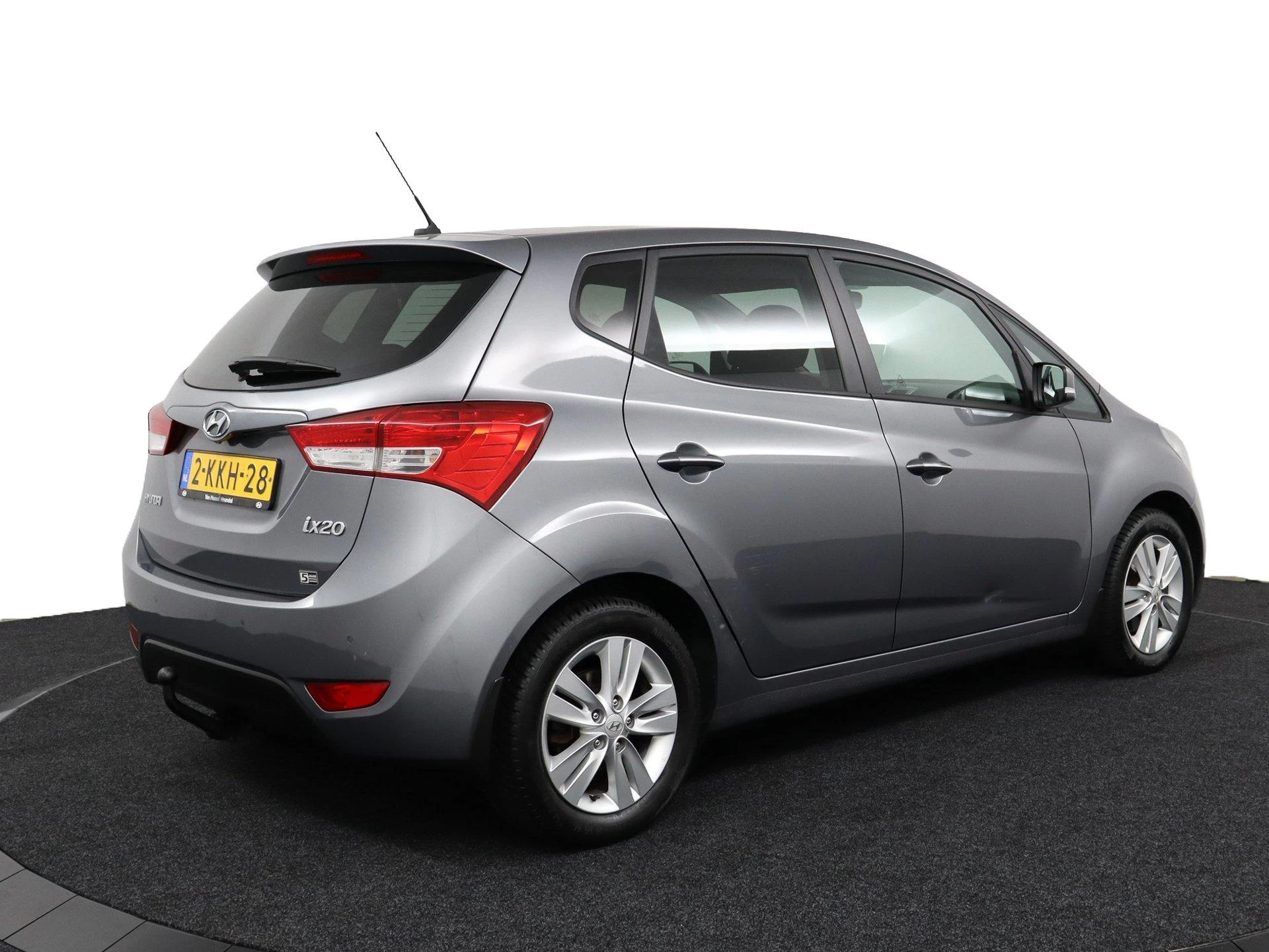 Hyundai-ix20-image-1