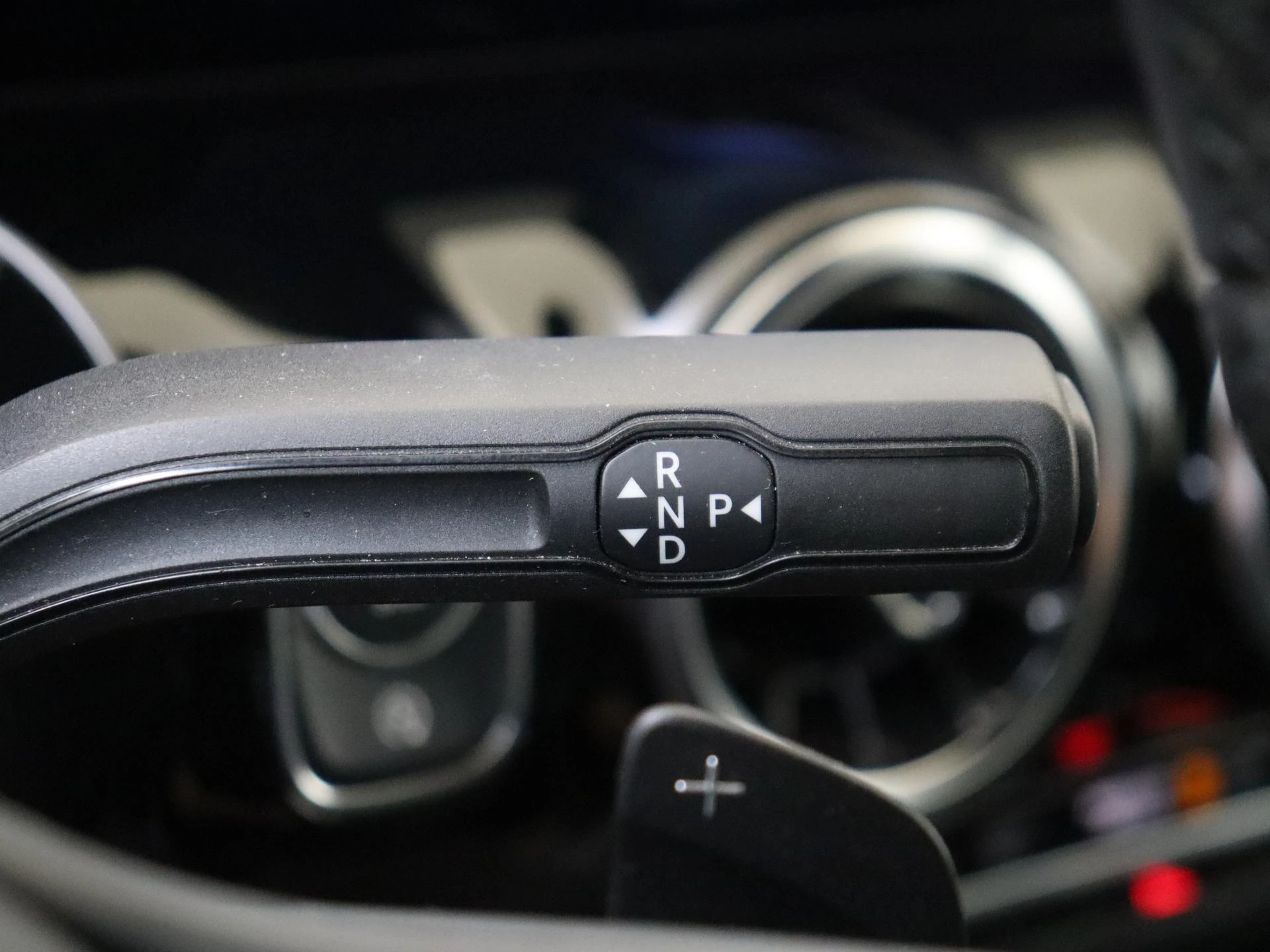 Mercedes-Benz-B-Klasse-image-14