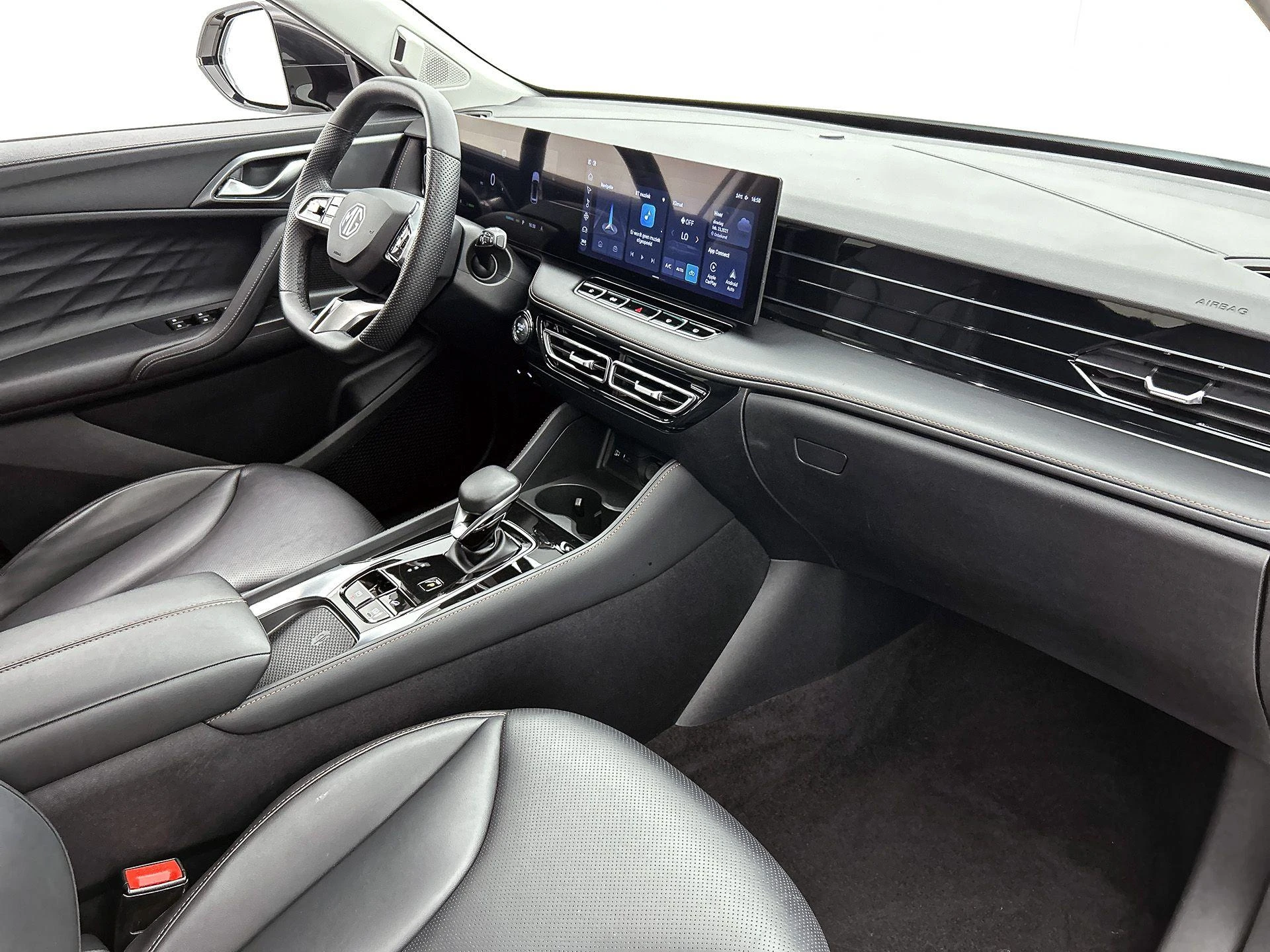 MG HS 1.5 Luxury Aut. Luxury
