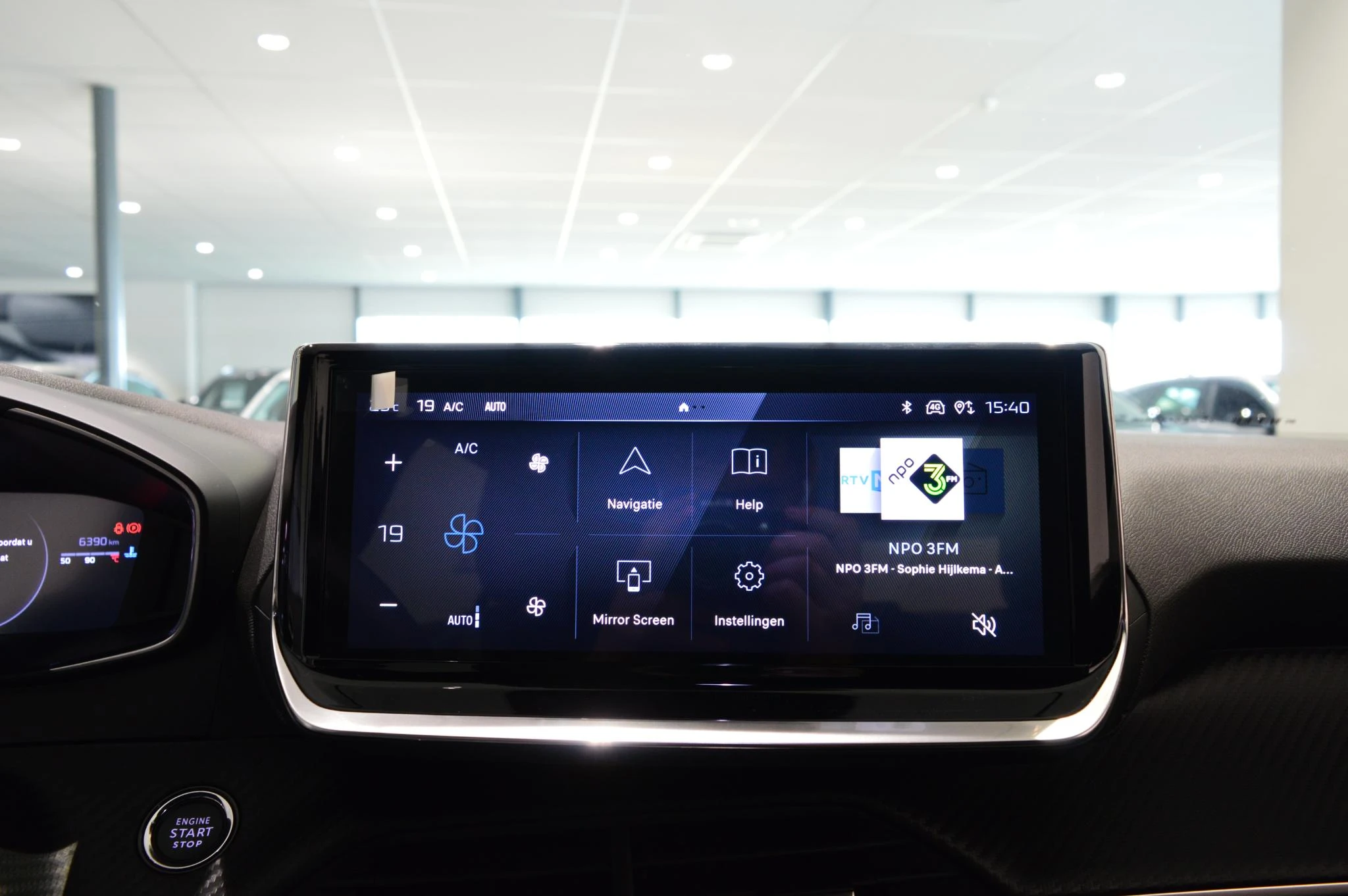 Peugeot-2008-image-14