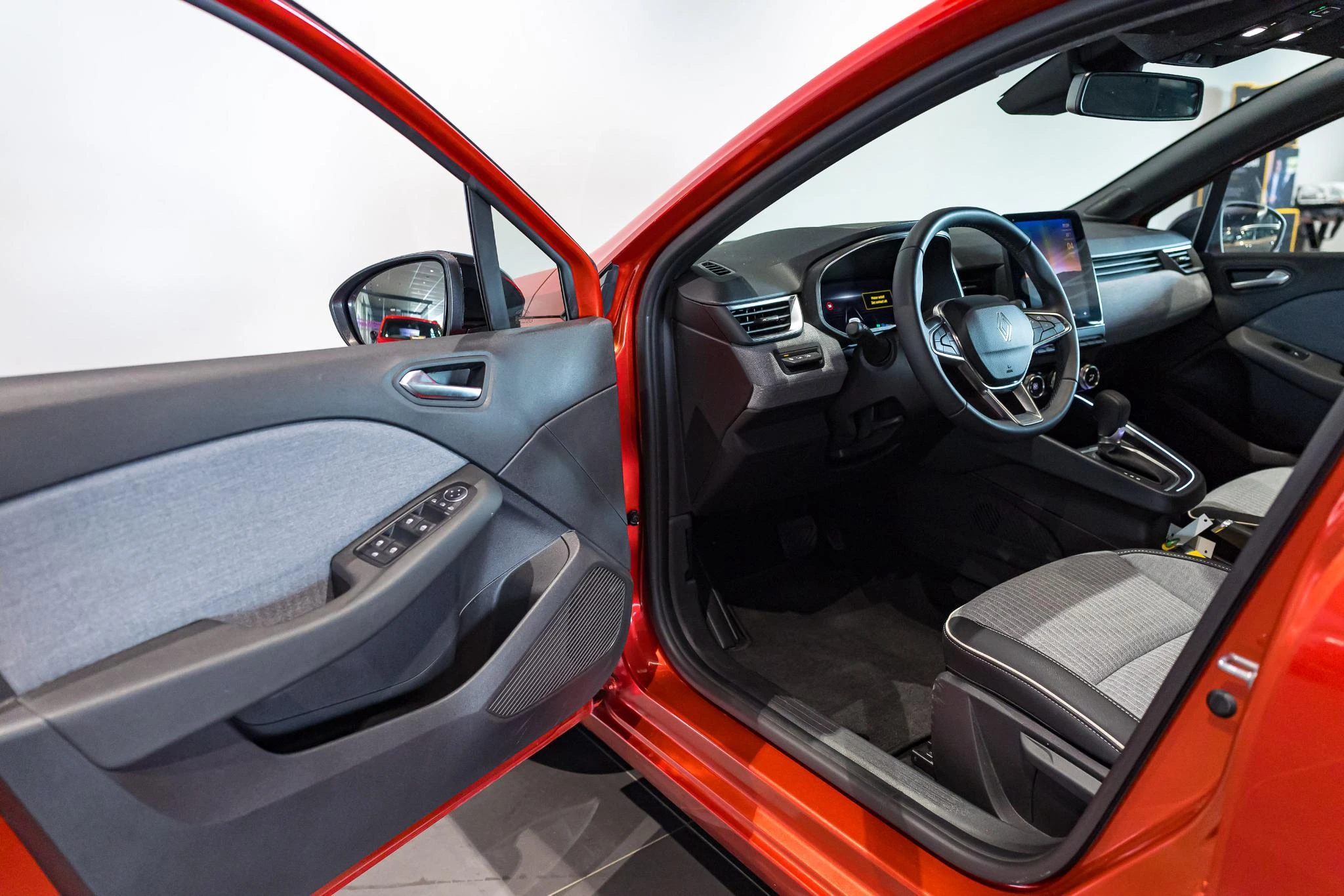Renault-Clio-image-15