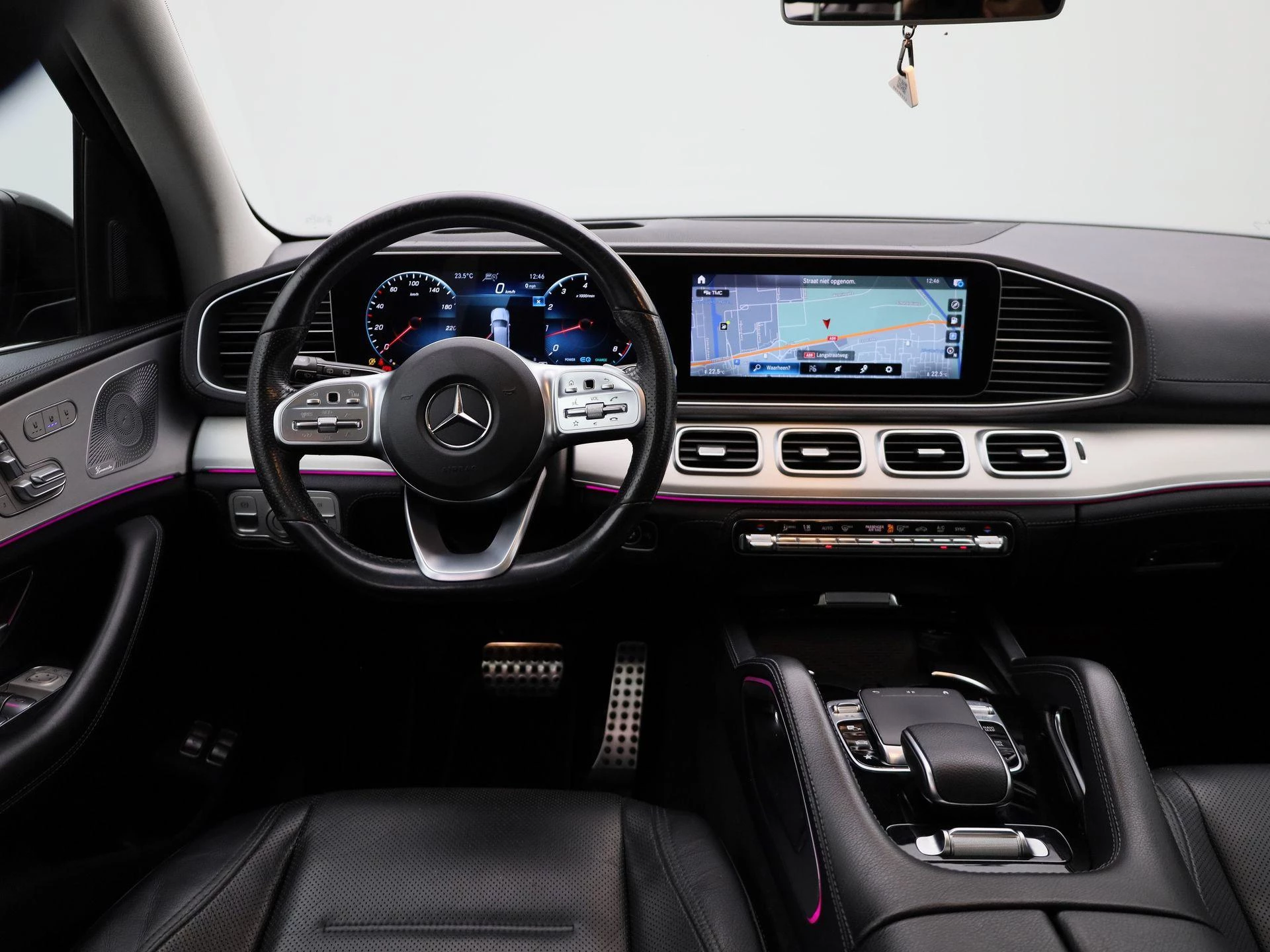 Mercedes-Benz-GLE-image-6