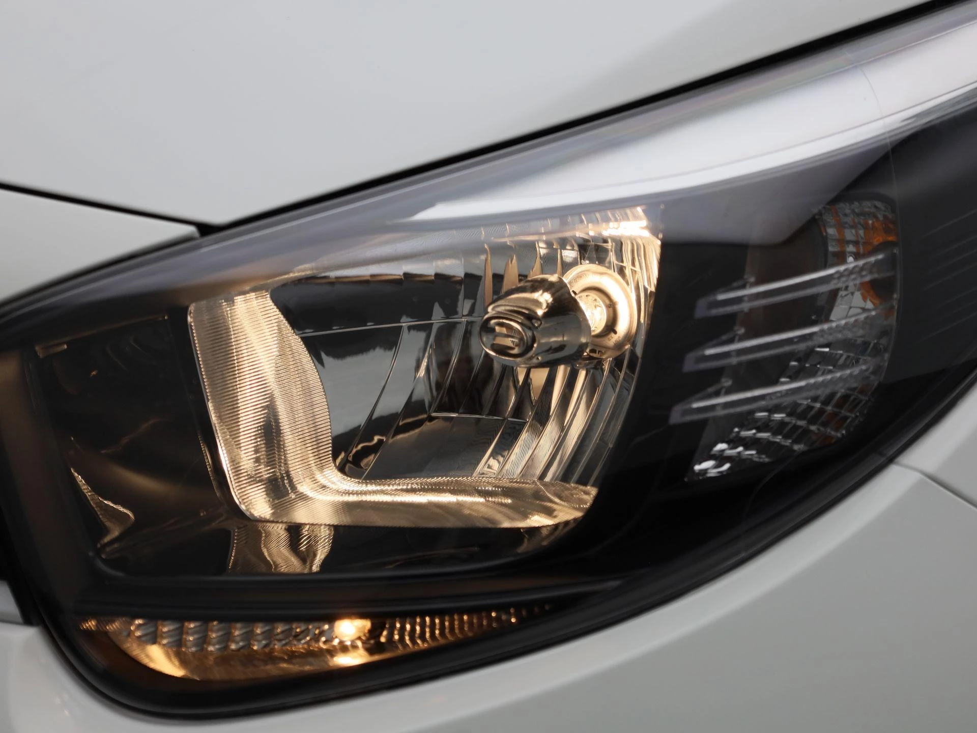Kia-Picanto-image-12