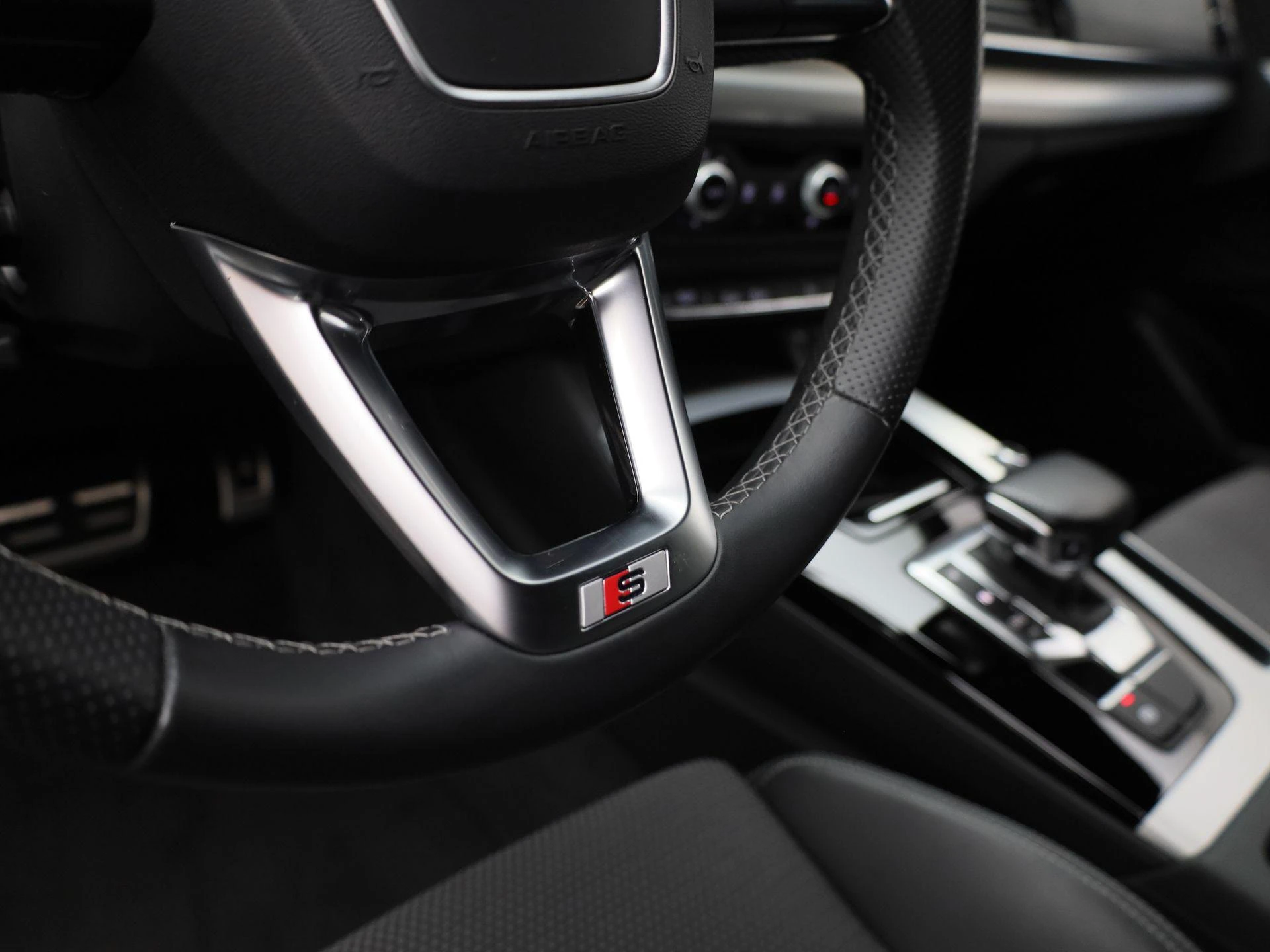 Audi-Q5-image-30